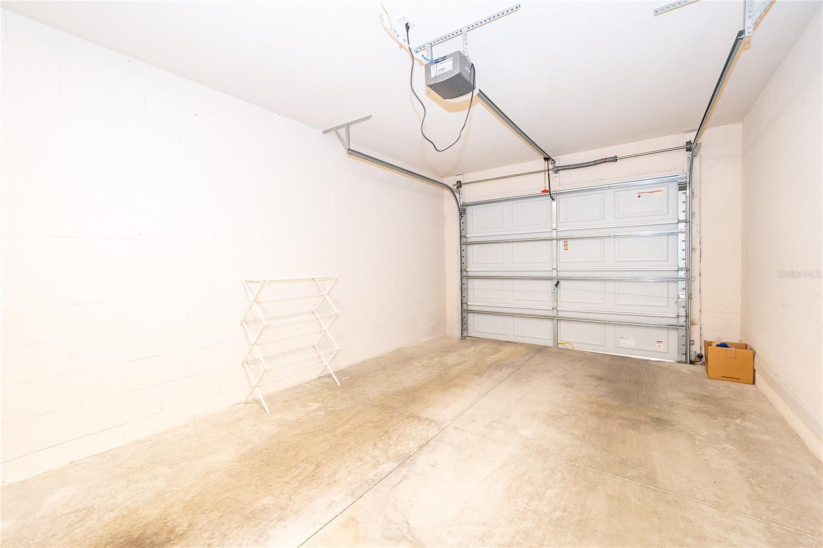 1075 DAVID WALKER DR #C-1, TAVARES, FL, 32778