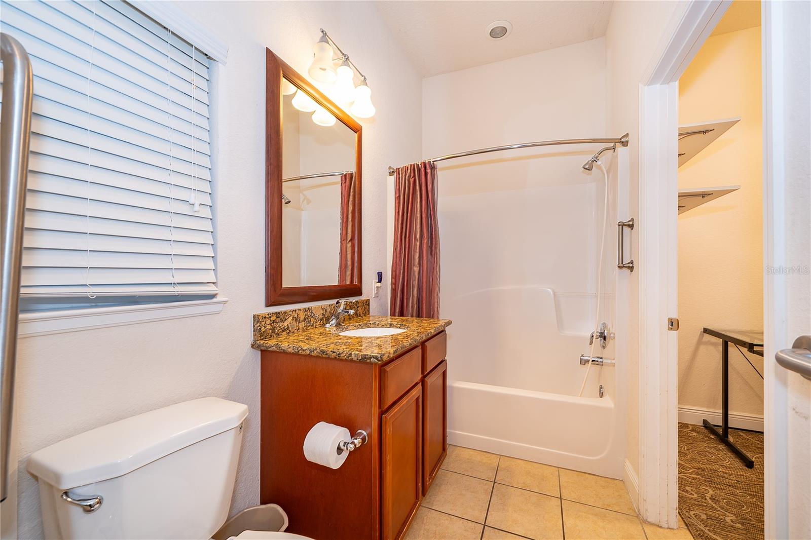 1075 DAVID WALKER DR #C-1, TAVARES, FL, 32778