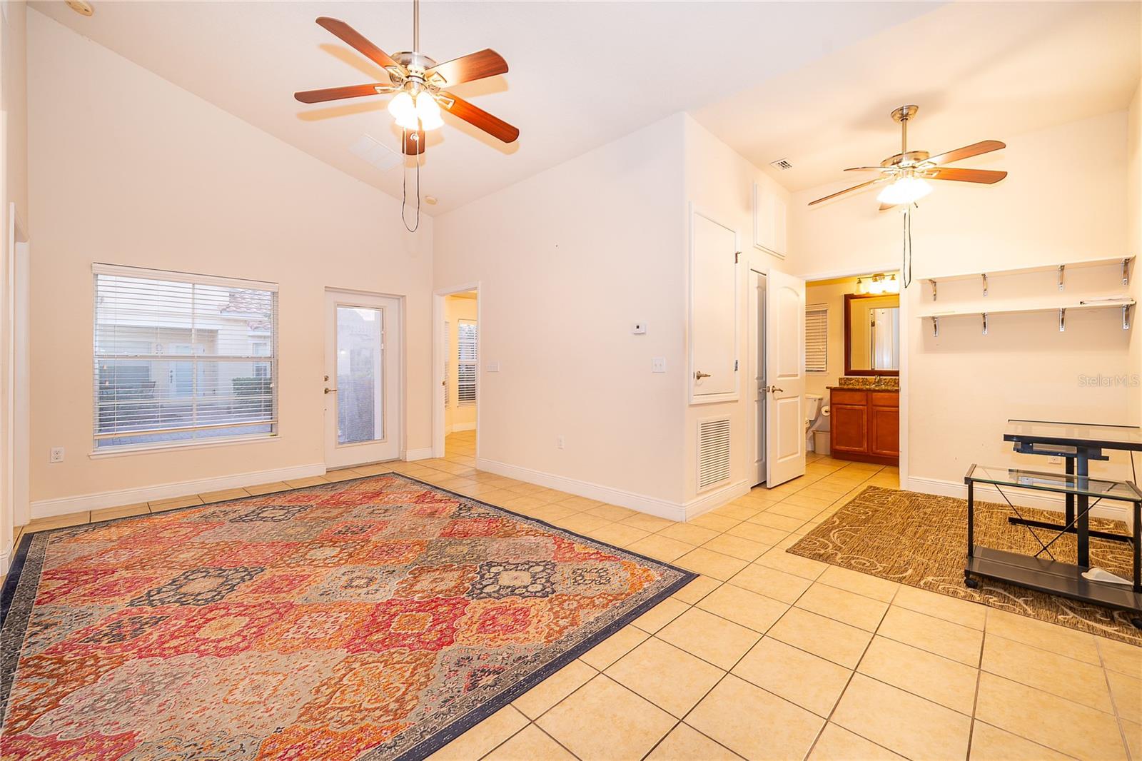 1075 DAVID WALKER DR #C-1, TAVARES, FL, 32778