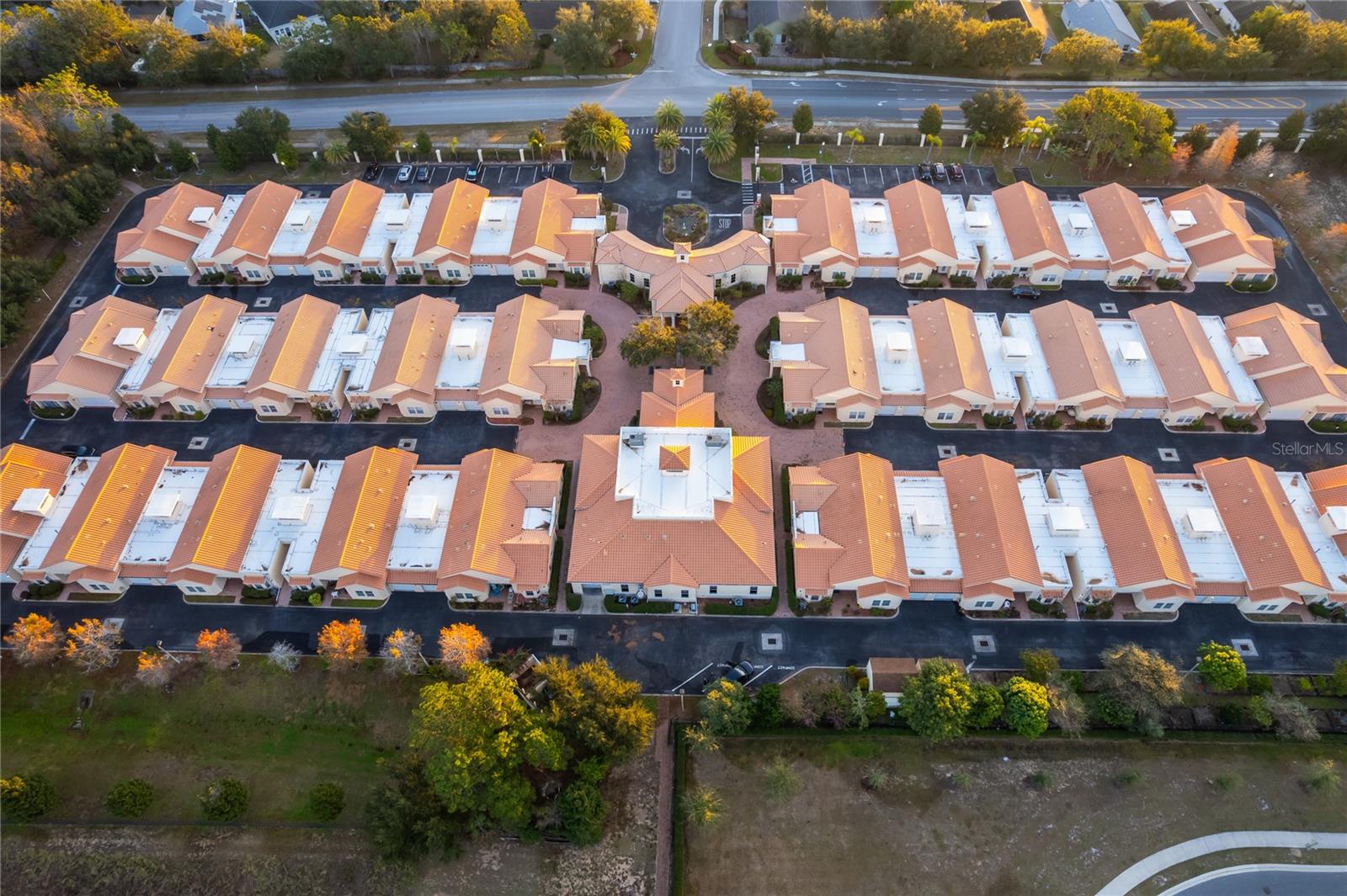 1075 DAVID WALKER DR #C-1, TAVARES, FL, 32778