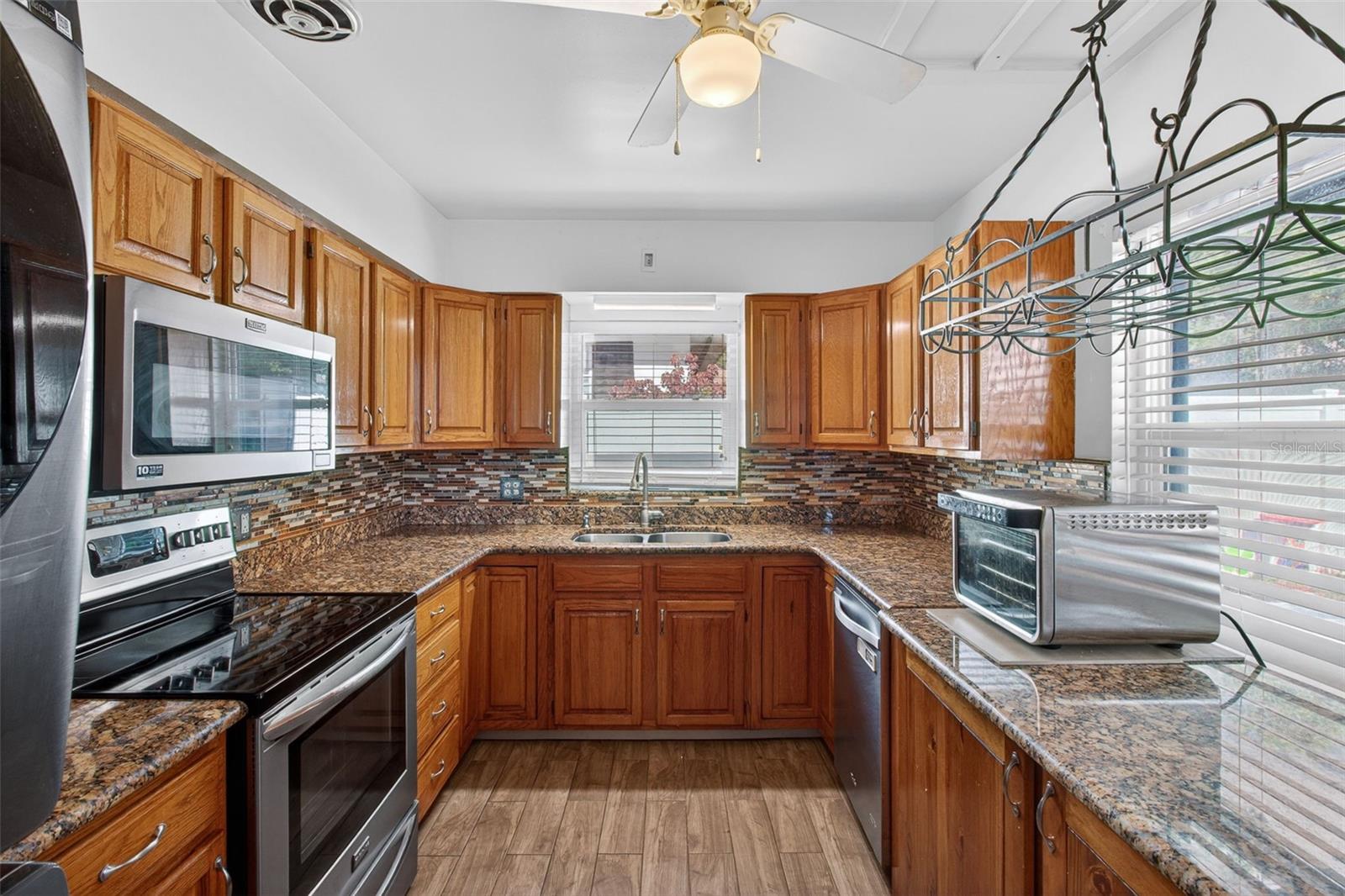 1525 LEVERN ST, CLEARWATER, FL, 33755