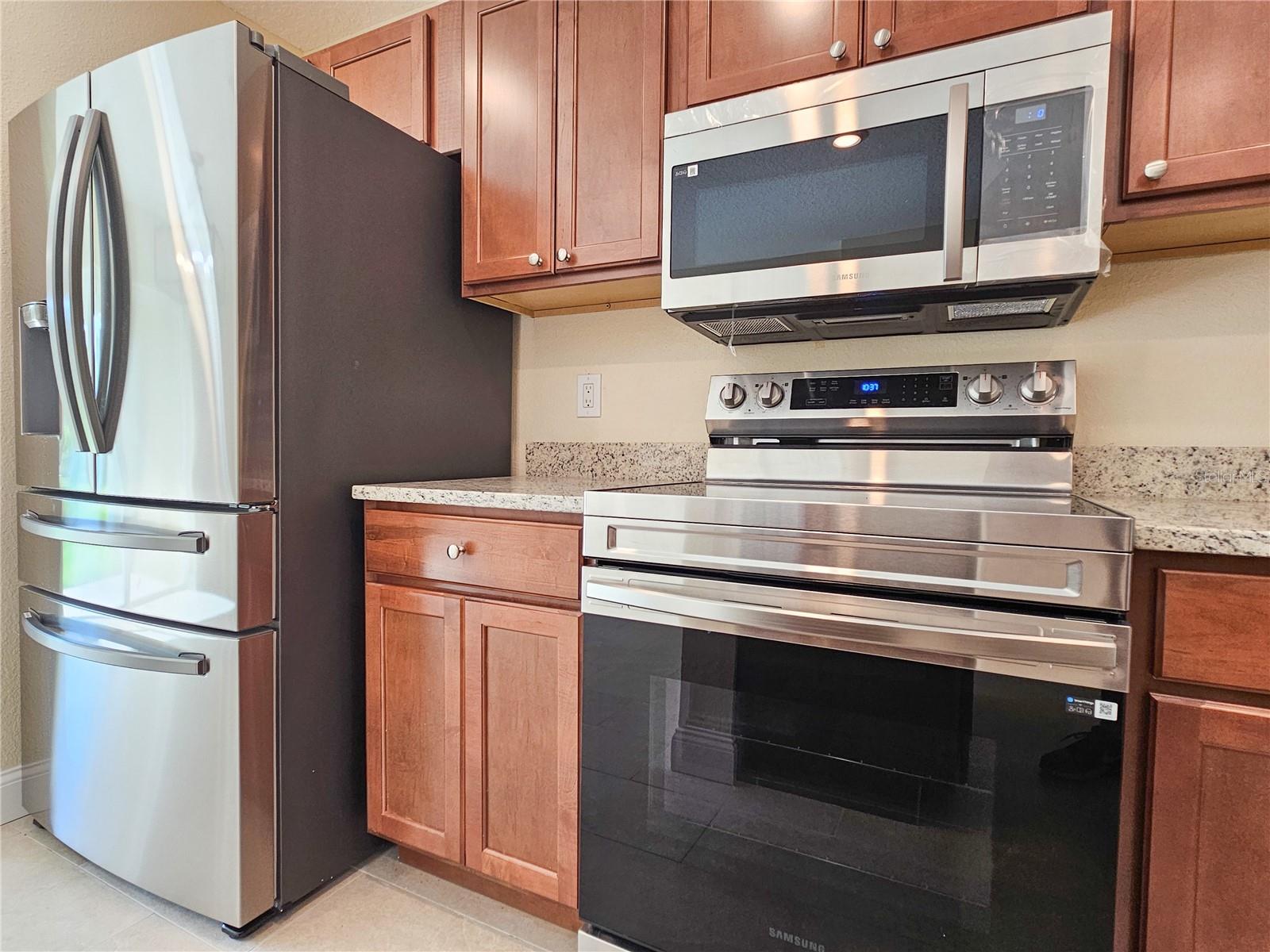 6921 CENTRAL AVE, MULBERRY, FL, 33860