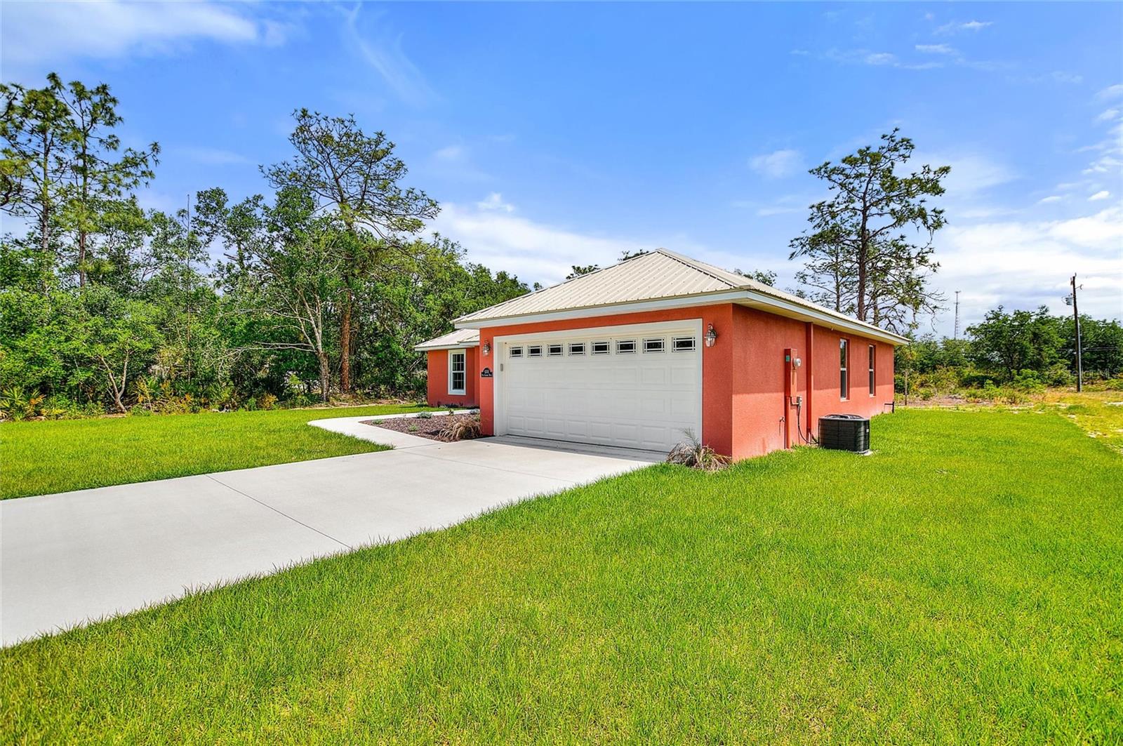 6301 RED GRANGE BLVD, INDIAN LAKE ESTATES, FL, 33855
