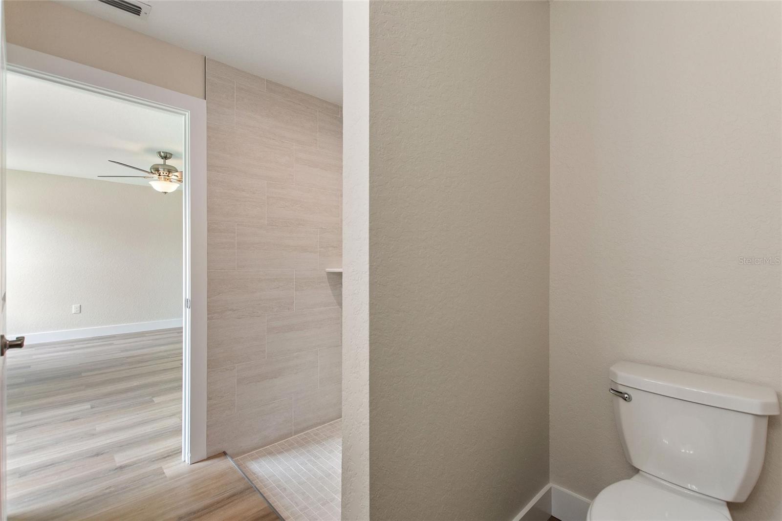 6301 RED GRANGE BLVD, INDIAN LAKE ESTATES, FL, 33855