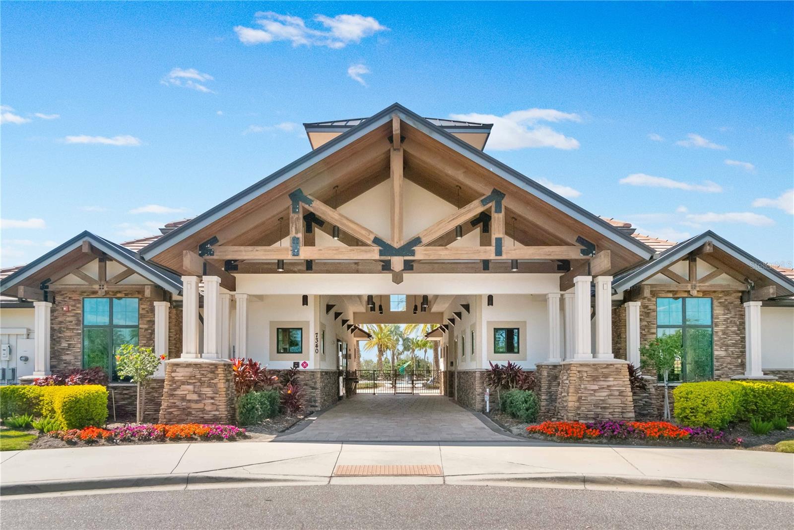 7010 WHITTLEBURY TRL, BRADENTON, FL, 34202