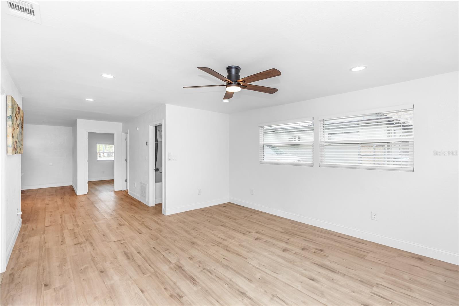 1262 SEMINOLA BLVD, CASSELBERRY, FL, 32707