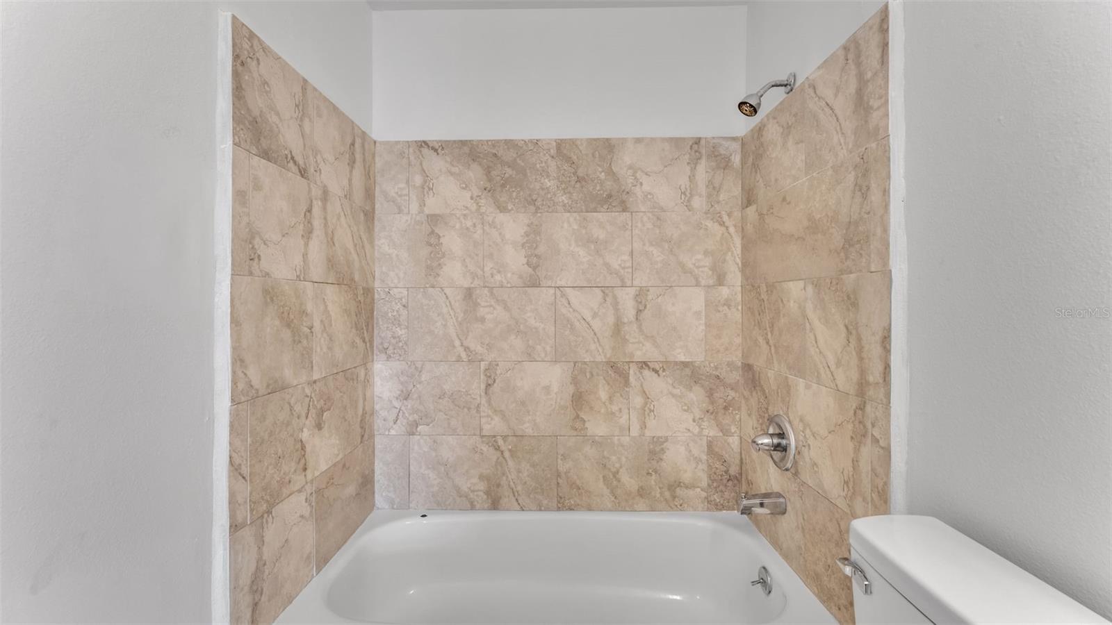 230 PALM AVE, AUBURNDALE, FL, 33823