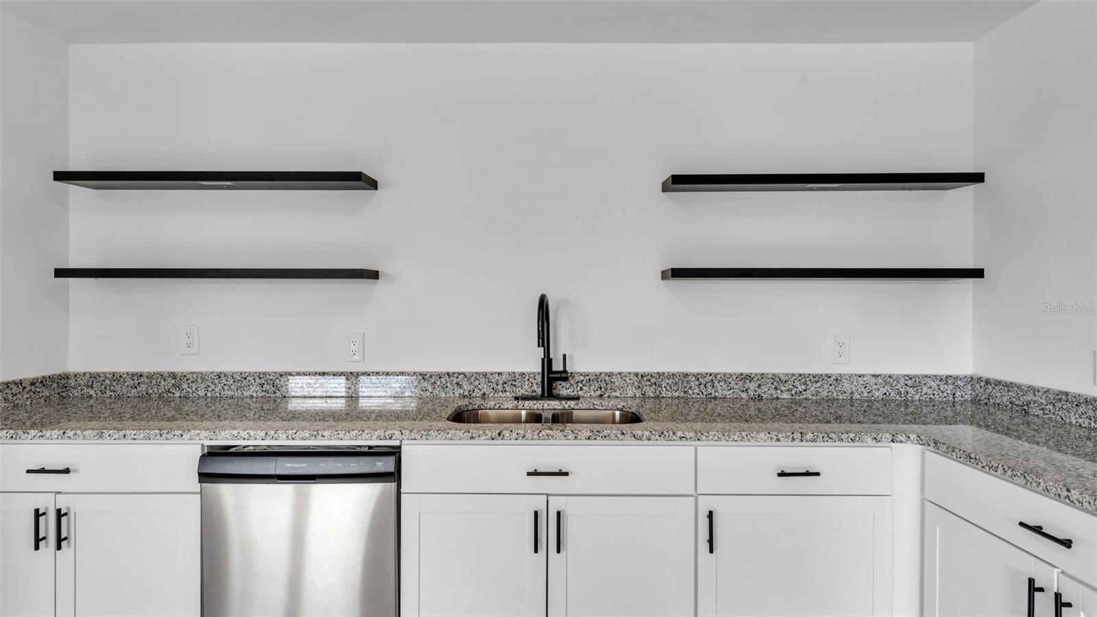 230 PALM AVE, AUBURNDALE, FL, 33823