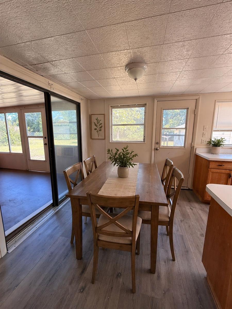 11411 HUGGINS ST, LEESBURG, FL, 34788