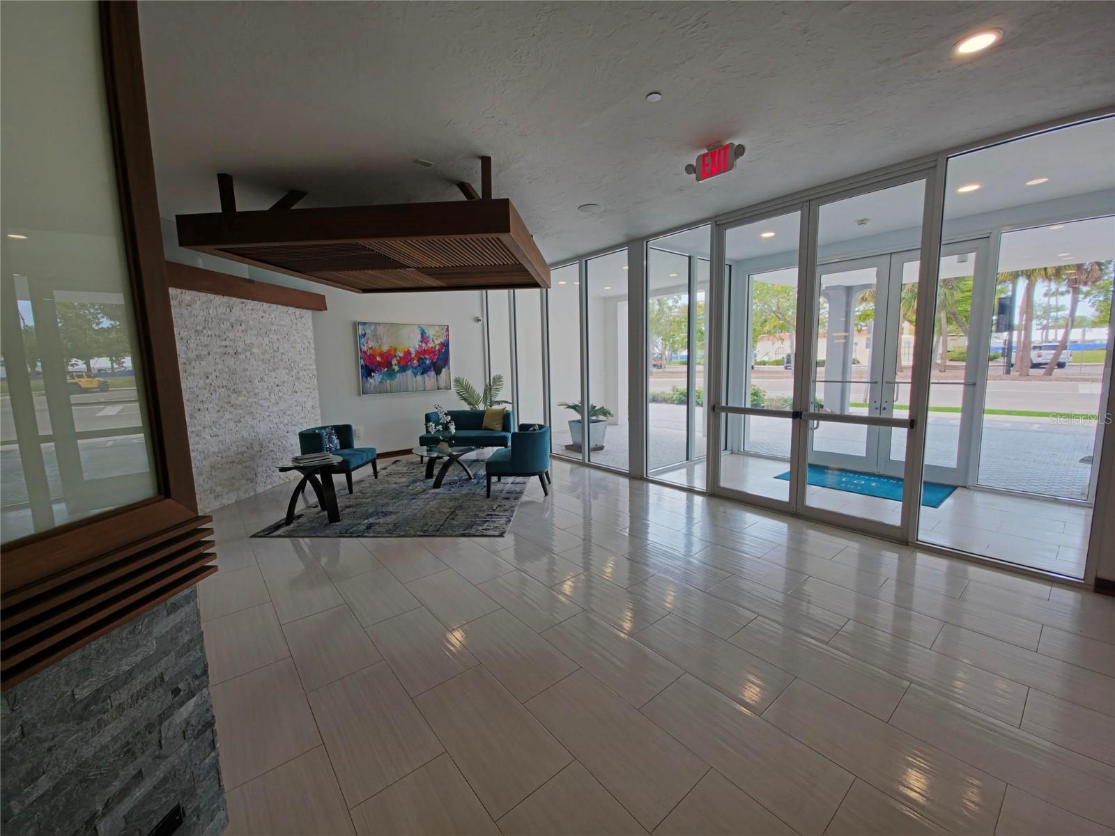 101 S GULFSTREAM AVE ## 4A, SARASOTA, FL, 34236