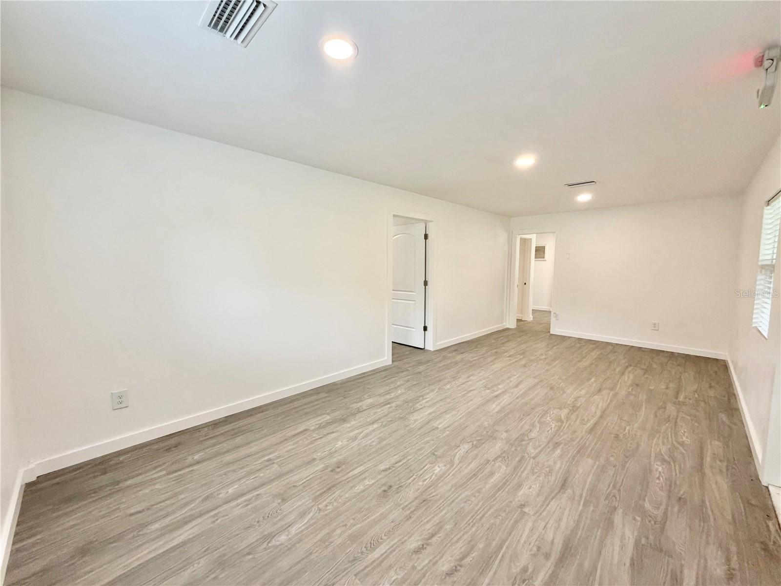 683 N COURT ST, BRONSON, FL, 32621