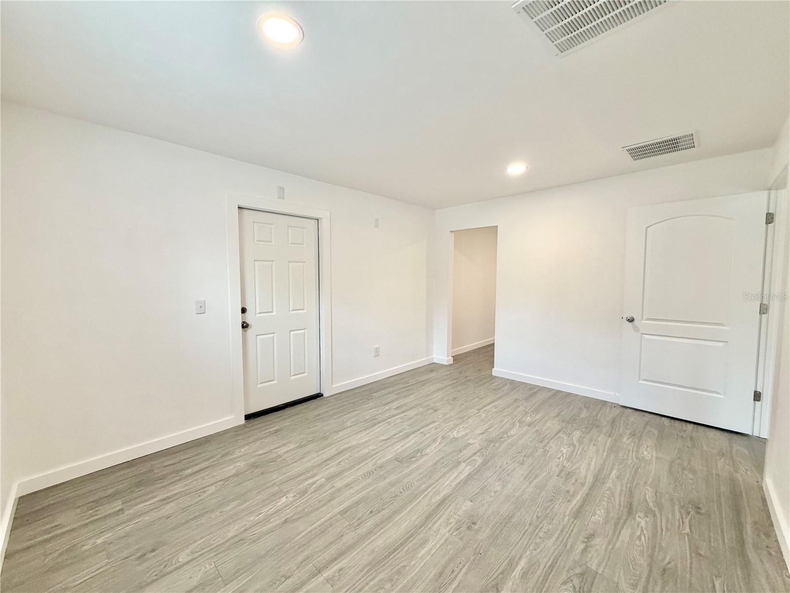 683 N COURT ST, BRONSON, FL, 32621