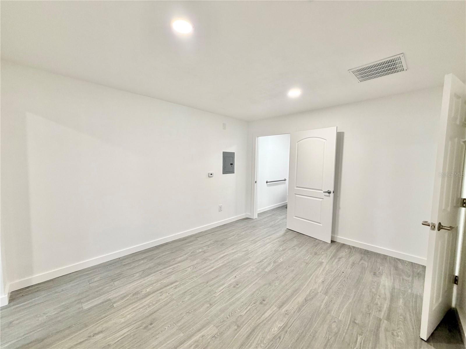 683 N COURT ST, BRONSON, FL, 32621