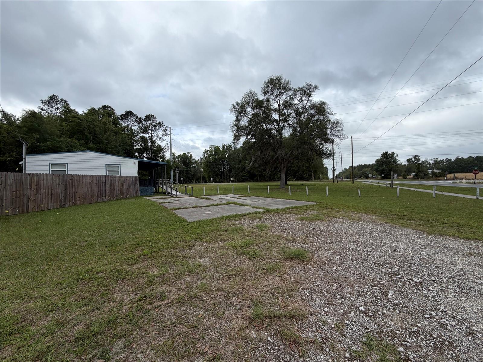 683 N COURT ST, BRONSON, FL, 32621