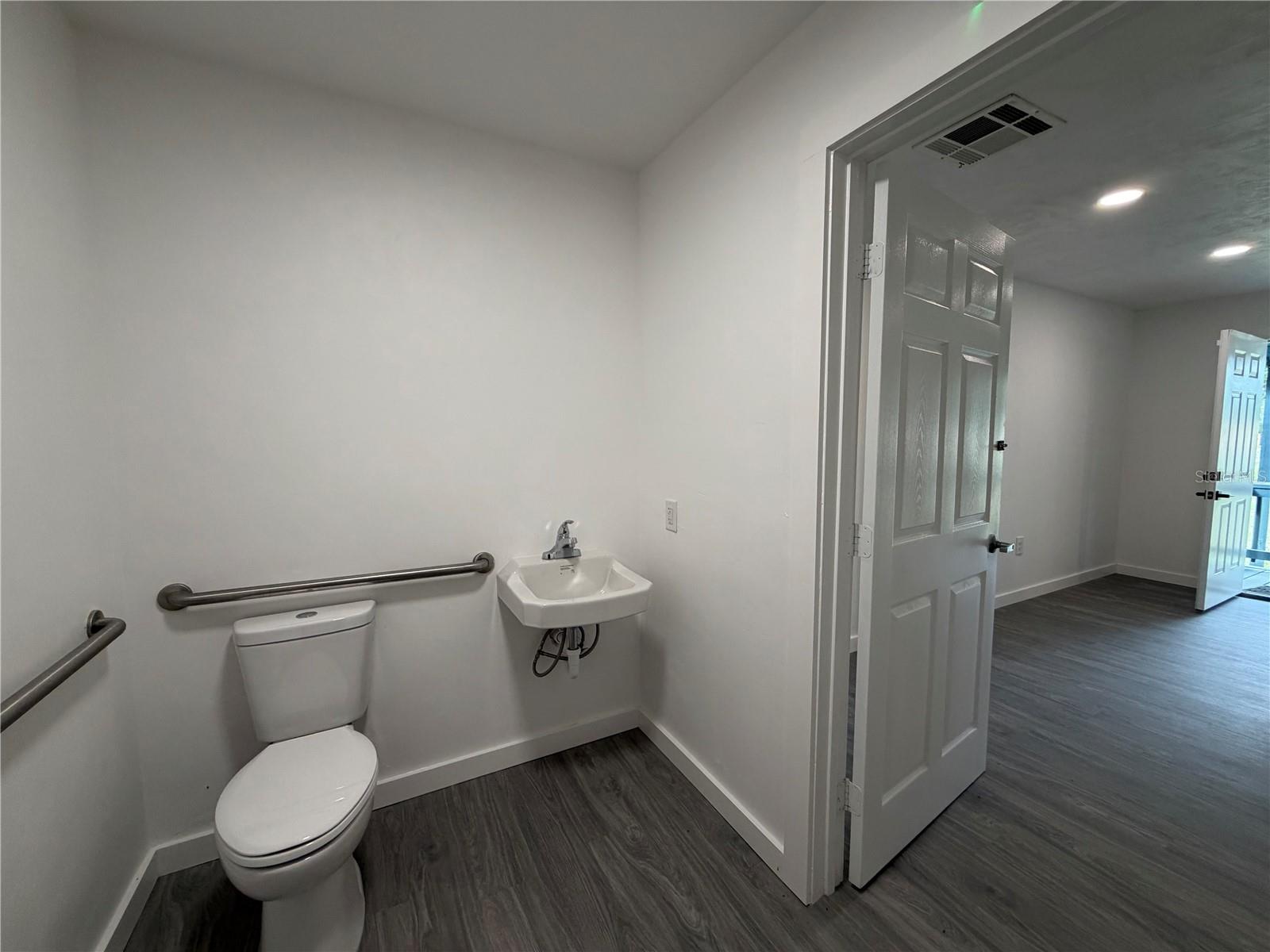 683 N COURT ST, BRONSON, FL, 32621