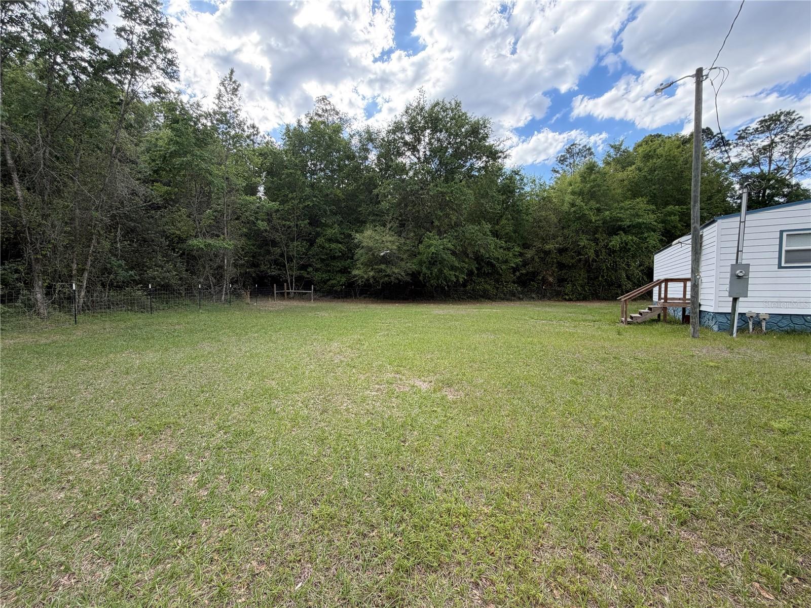 683 N COURT ST, BRONSON, FL, 32621