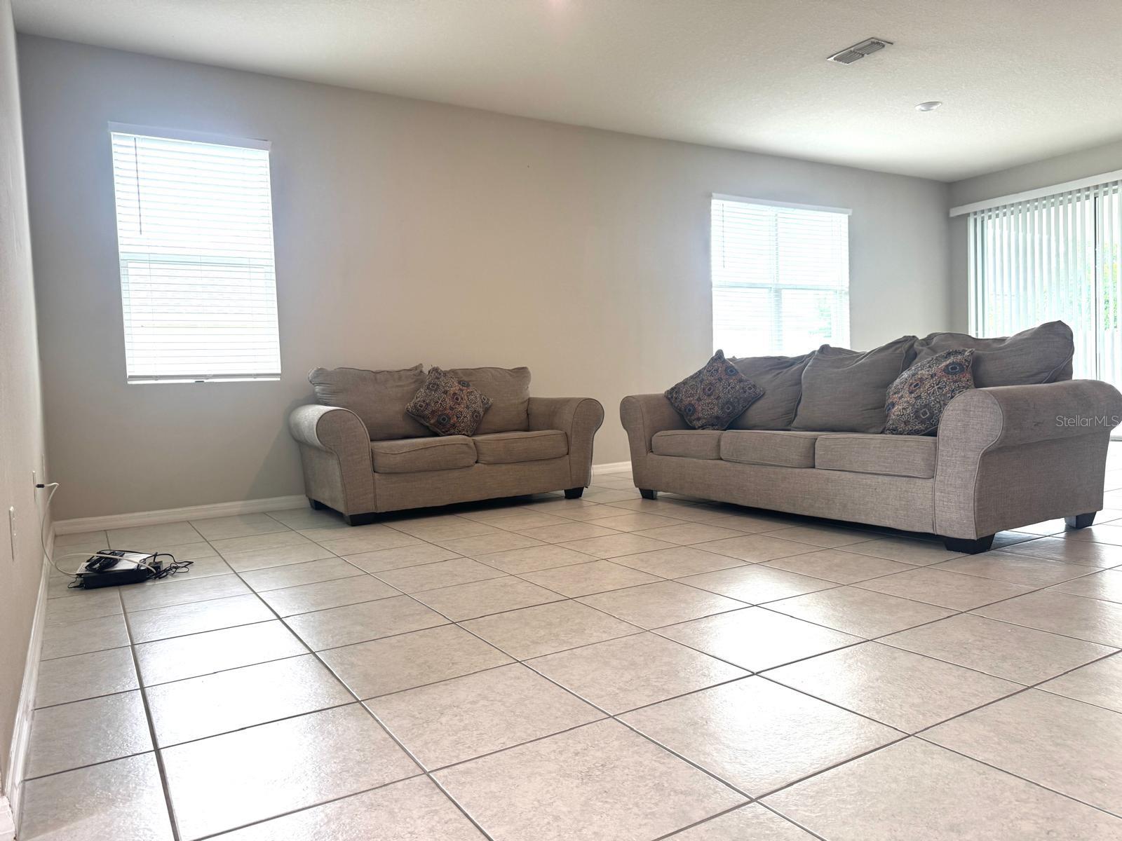 863 HUDSON VALLEY DR, KISSIMMEE, FL, 34759