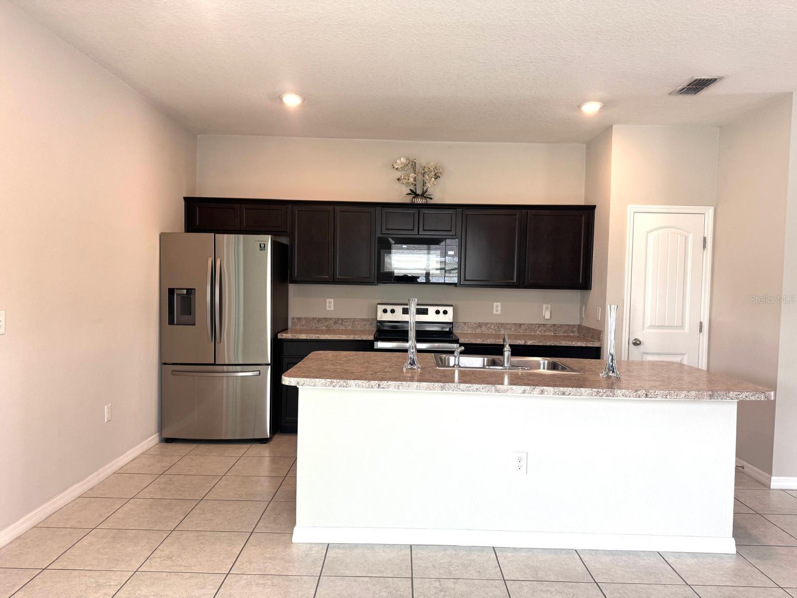 863 HUDSON VALLEY DR, KISSIMMEE, FL, 34759