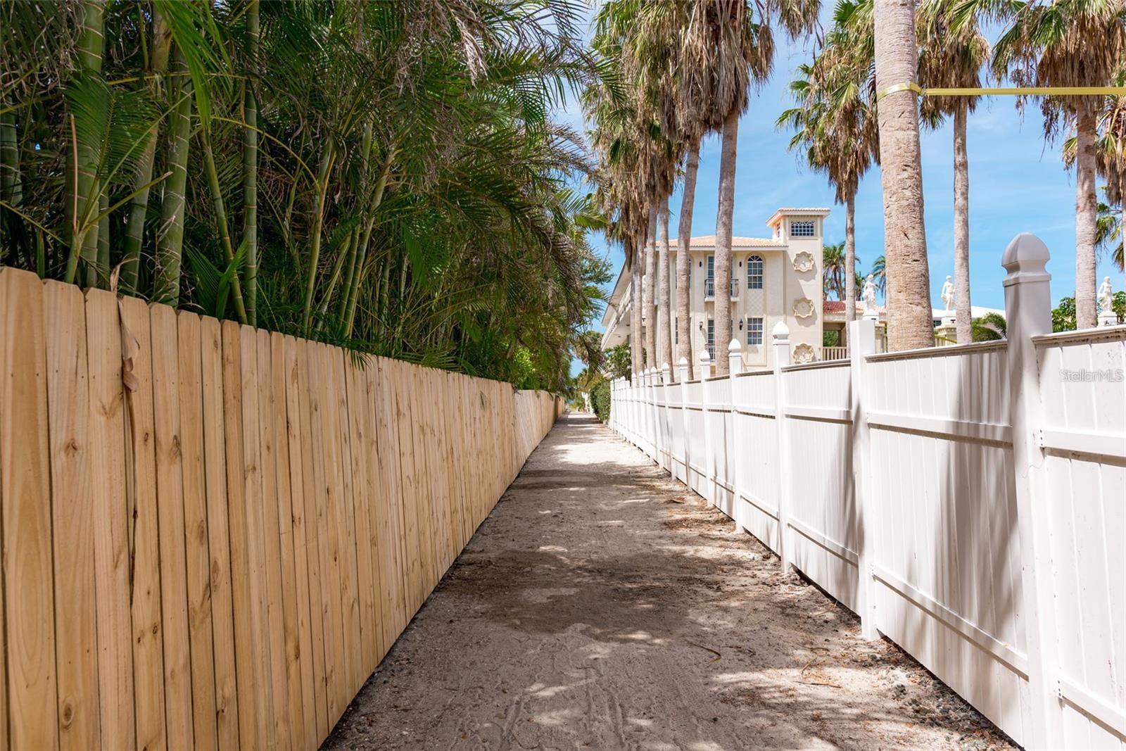 1129 RIVIERA ST, VENICE, FL, 34285