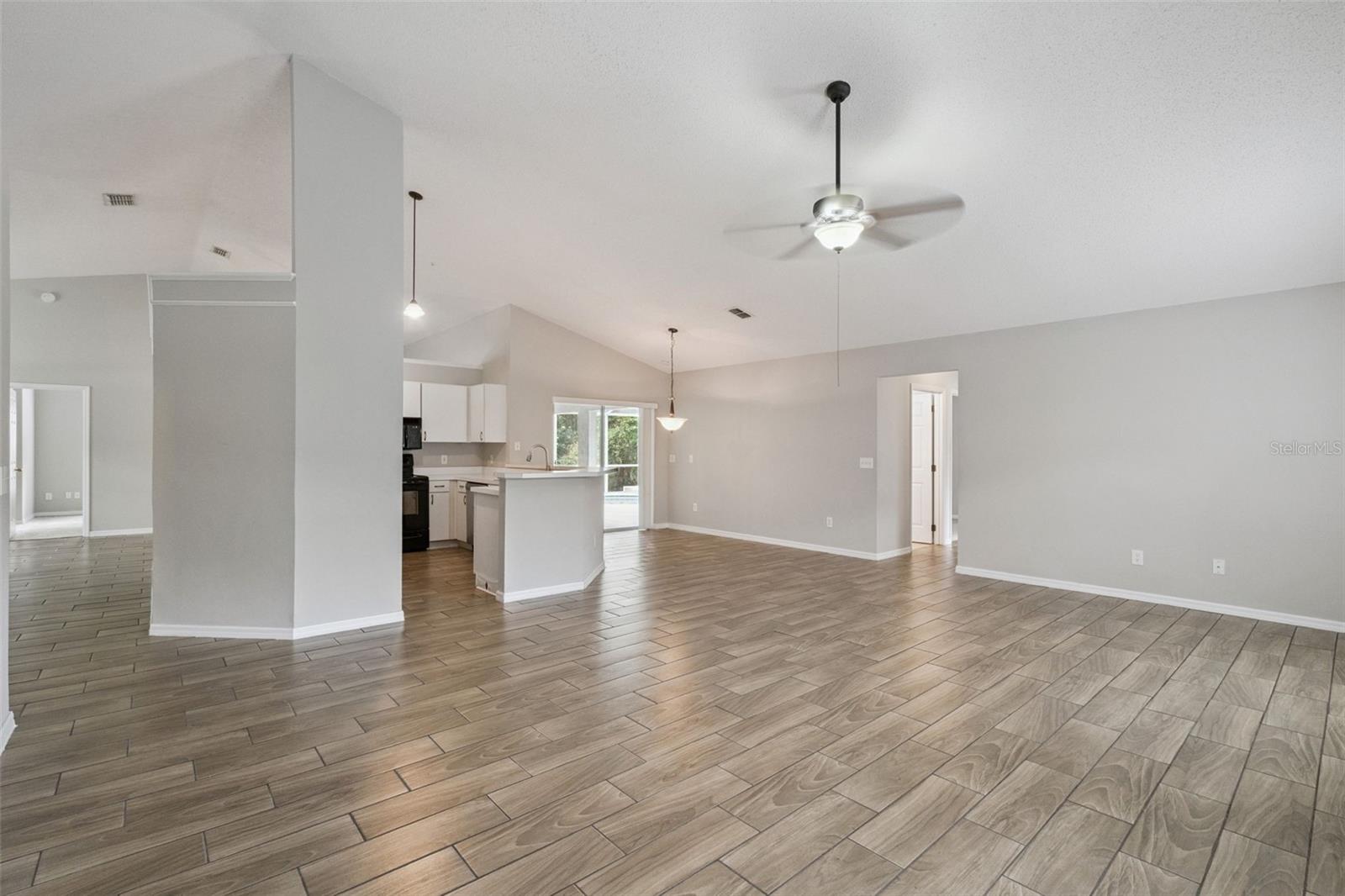 1023 W RIVIERA BLVD, OVIEDO, FL, 32765