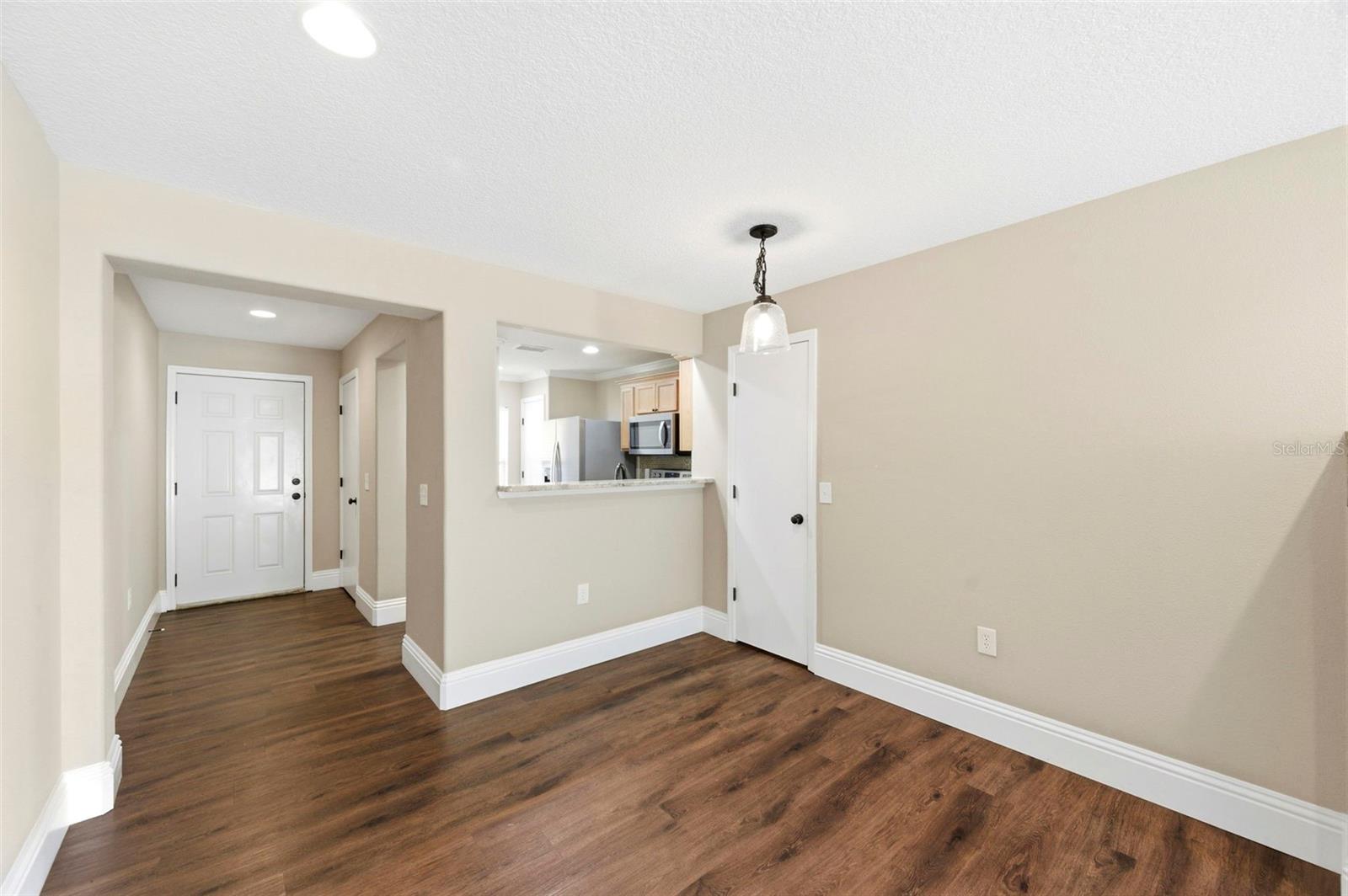 6811 DARTMOUTH HILL ST, RIVERVIEW, FL, 33578