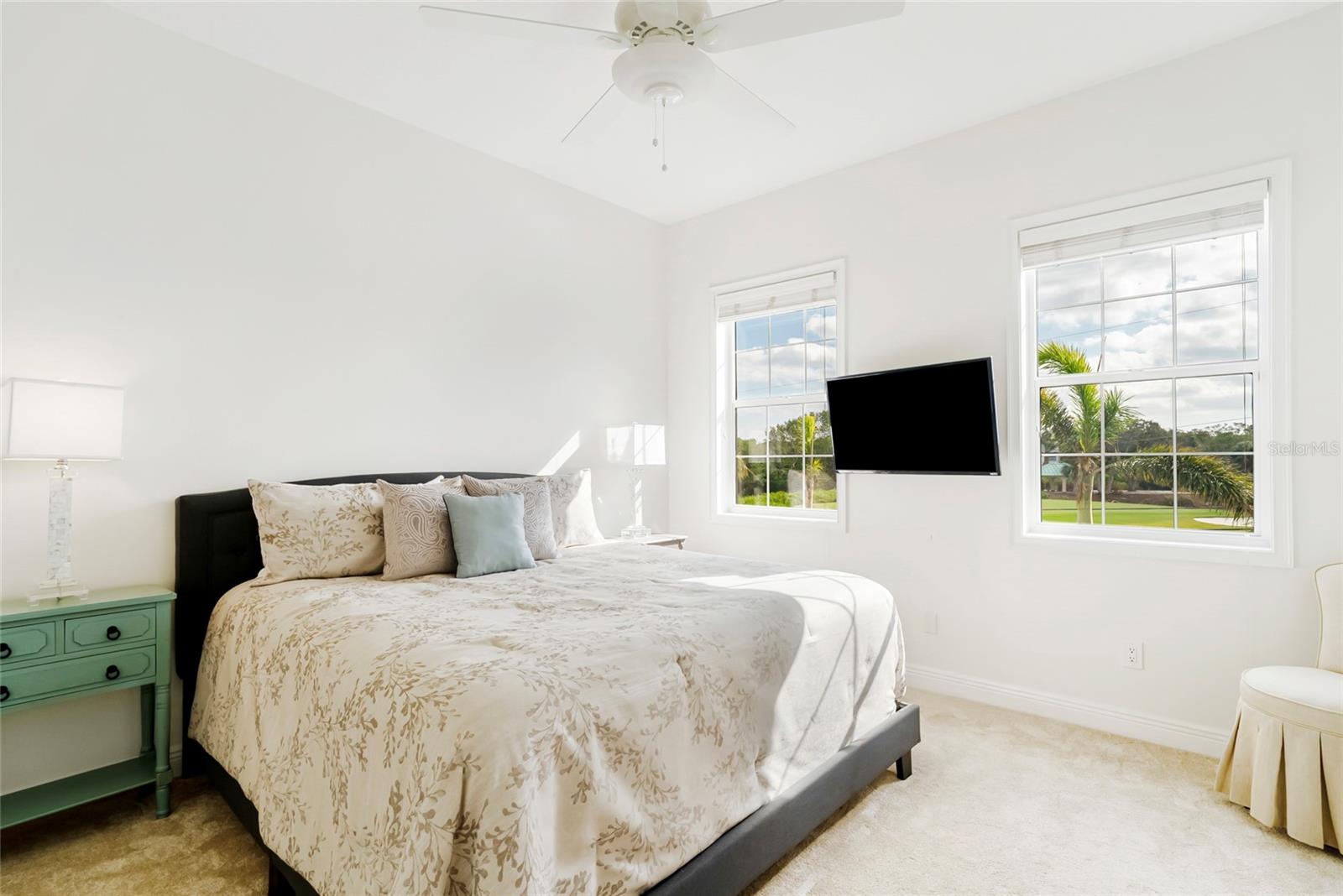 356 BELLEAIR DR NE, ST PETERSBURG, FL, 33704