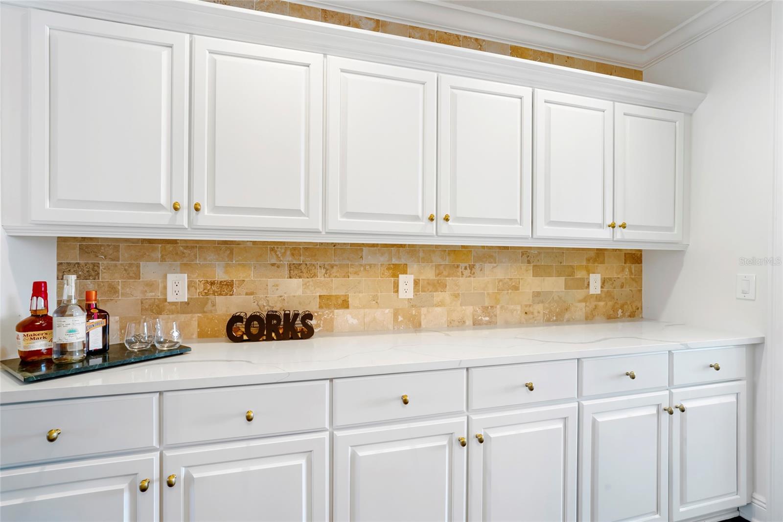 356 BELLEAIR DR NE, ST PETERSBURG, FL, 33704