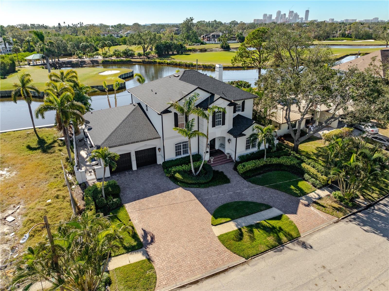 356 BELLEAIR DR NE, ST PETERSBURG, FL, 33704