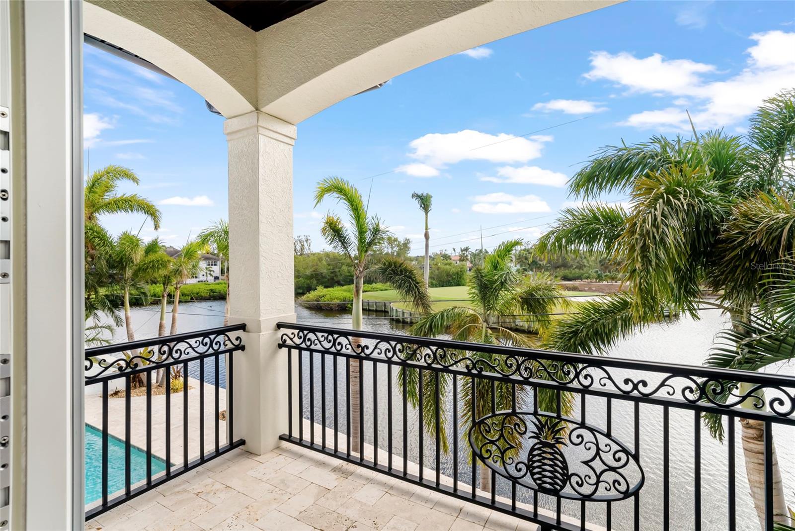 356 BELLEAIR DR NE, ST PETERSBURG, FL, 33704