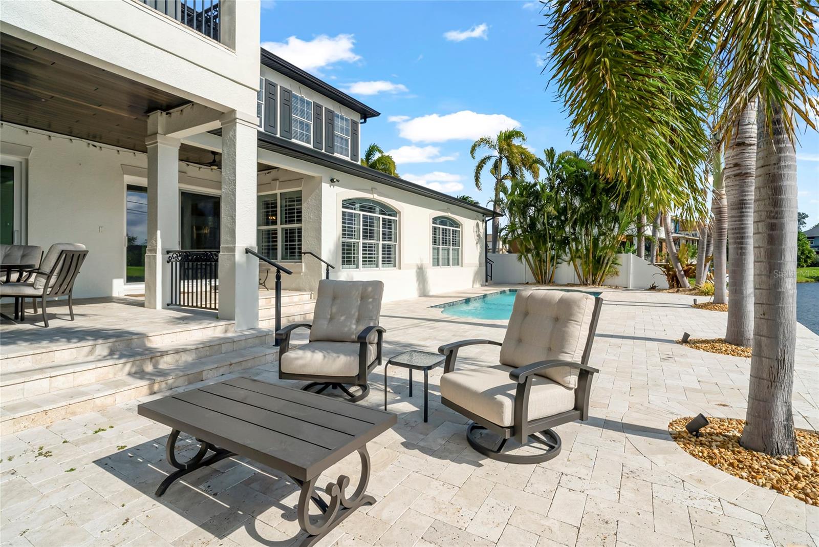 356 BELLEAIR DR NE, ST PETERSBURG, FL, 33704