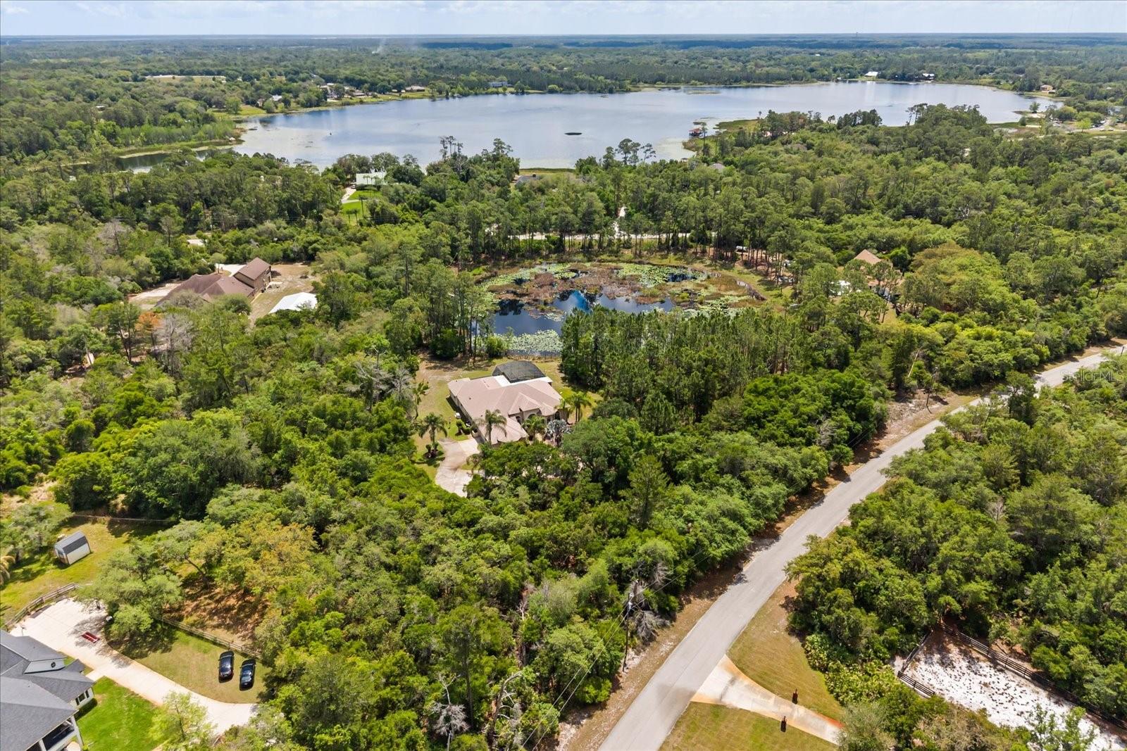 420 VALLEY STREAM DR, GENEVA, FL, 32732