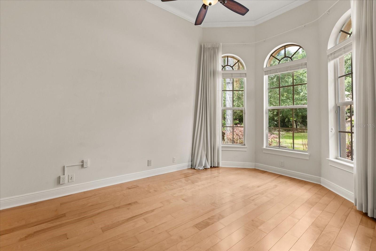 420 VALLEY STREAM DR, GENEVA, FL, 32732