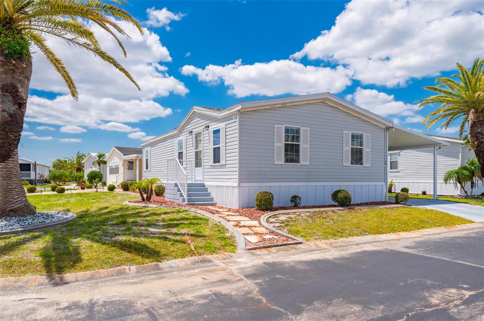 1000 KINGS HWY #70, PORT CHARLOTTE, FL, 33980