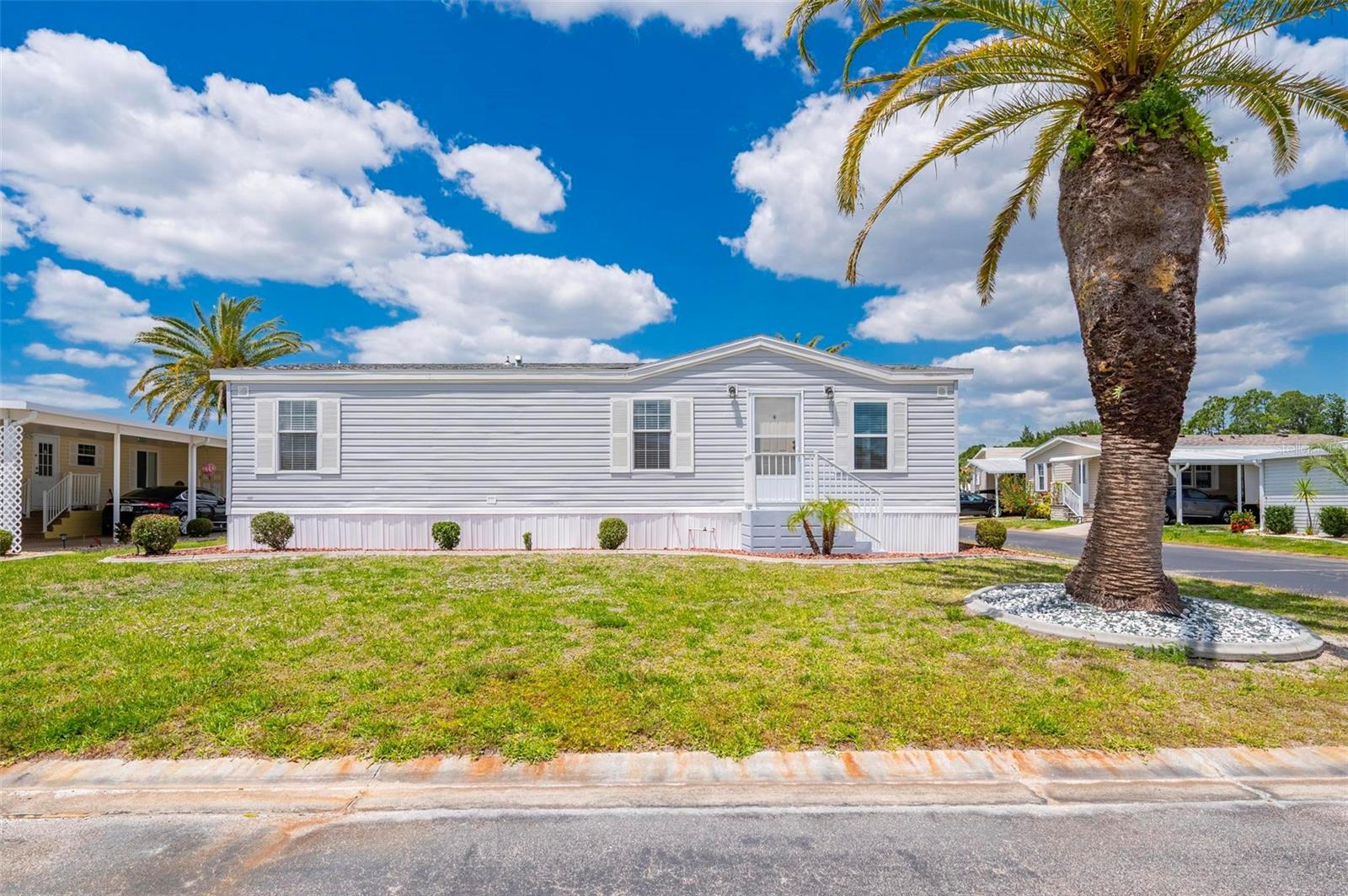 1000 KINGS HWY #70, PORT CHARLOTTE, FL, 33980