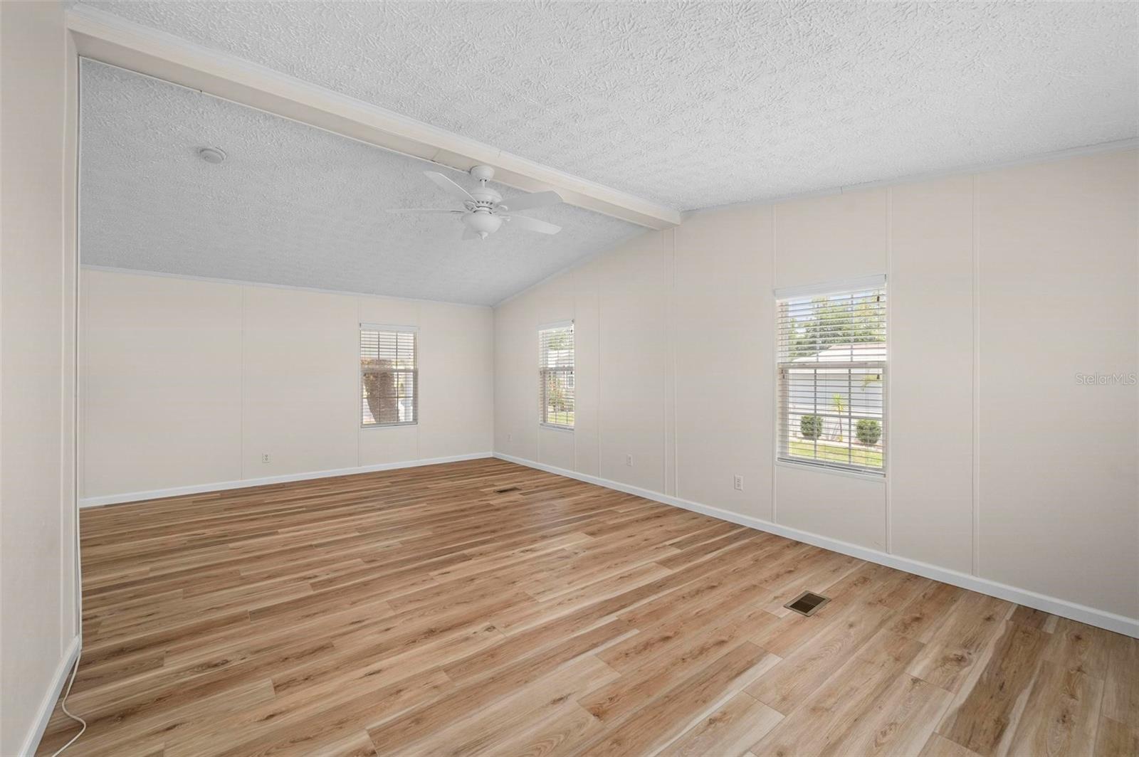 1000 KINGS HWY #70, PORT CHARLOTTE, FL, 33980