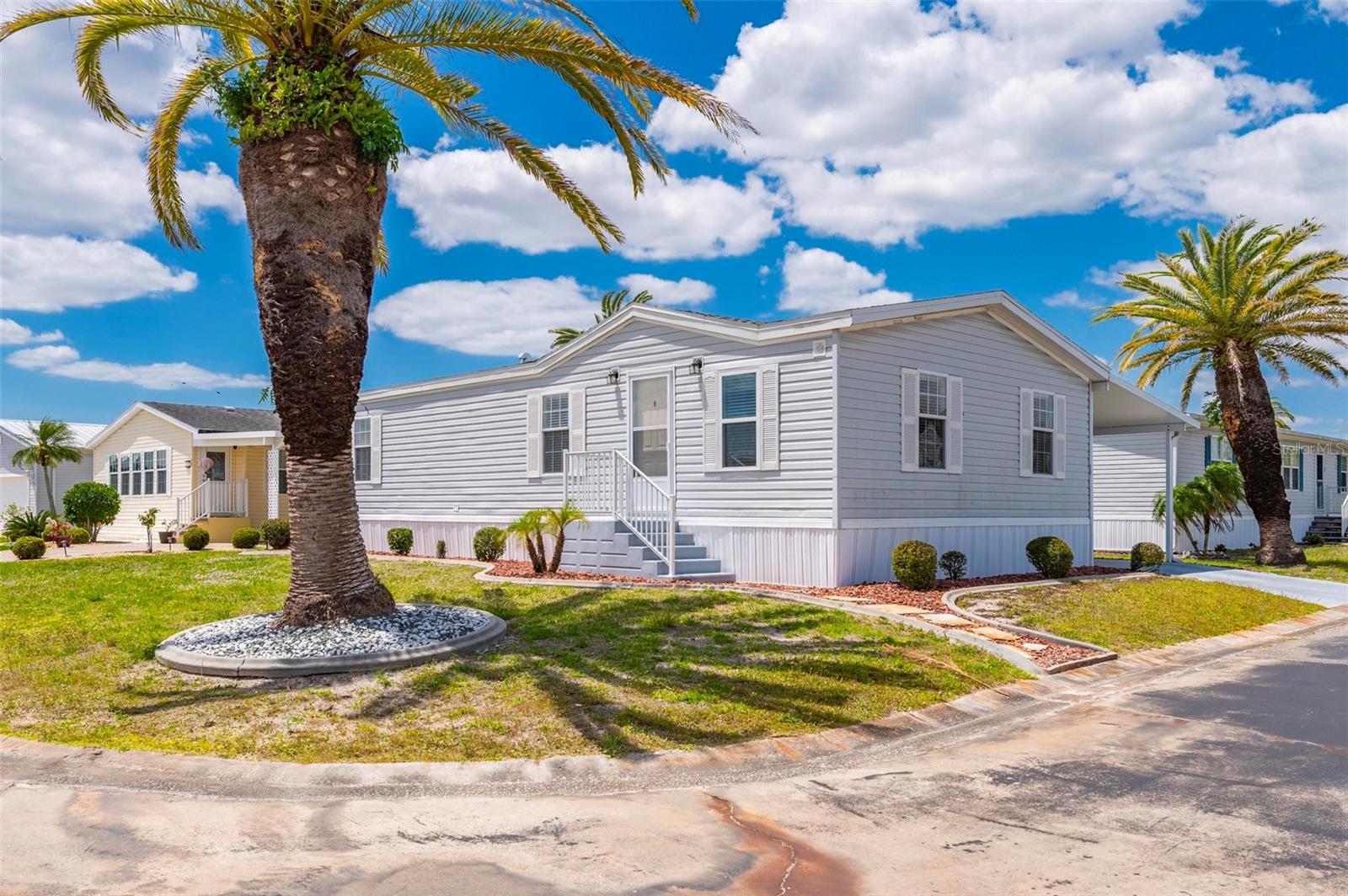 1000 KINGS HWY #70, PORT CHARLOTTE, FL, 33980