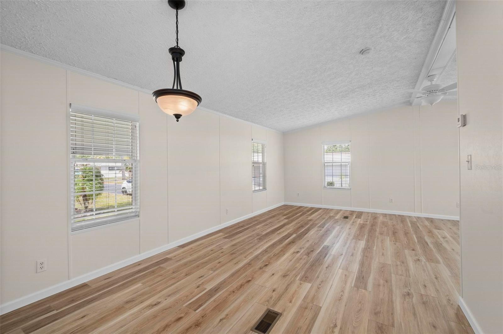 1000 KINGS HWY #70, PORT CHARLOTTE, FL, 33980