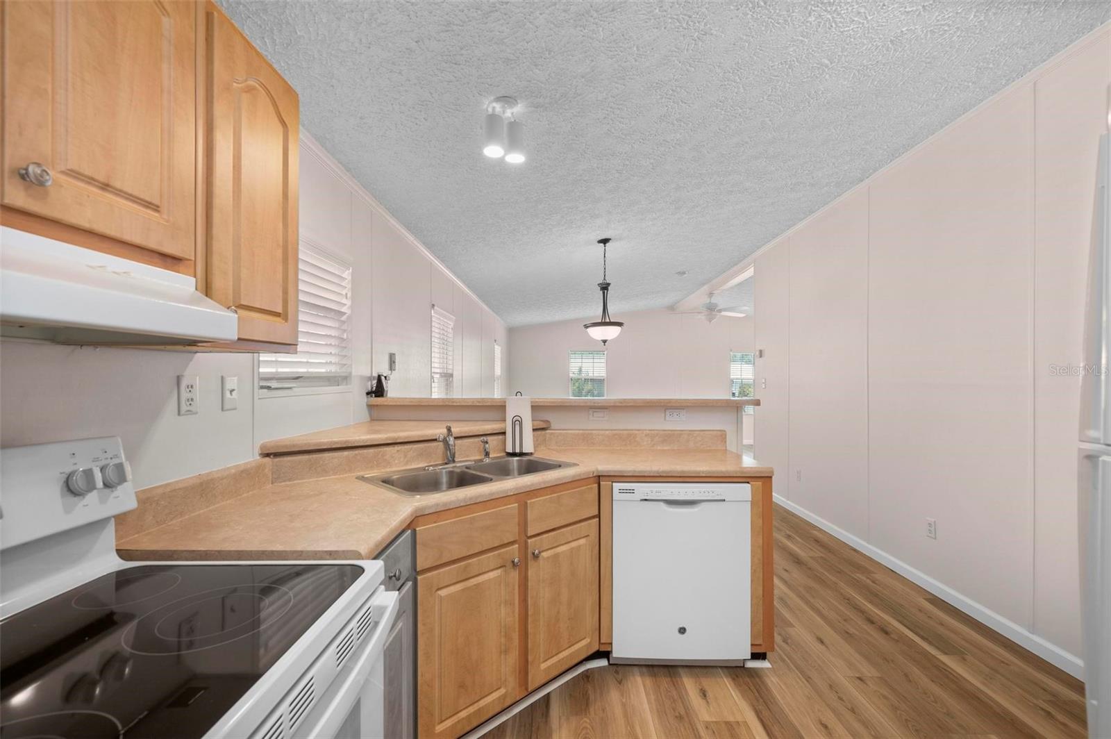 1000 KINGS HWY #70, PORT CHARLOTTE, FL, 33980