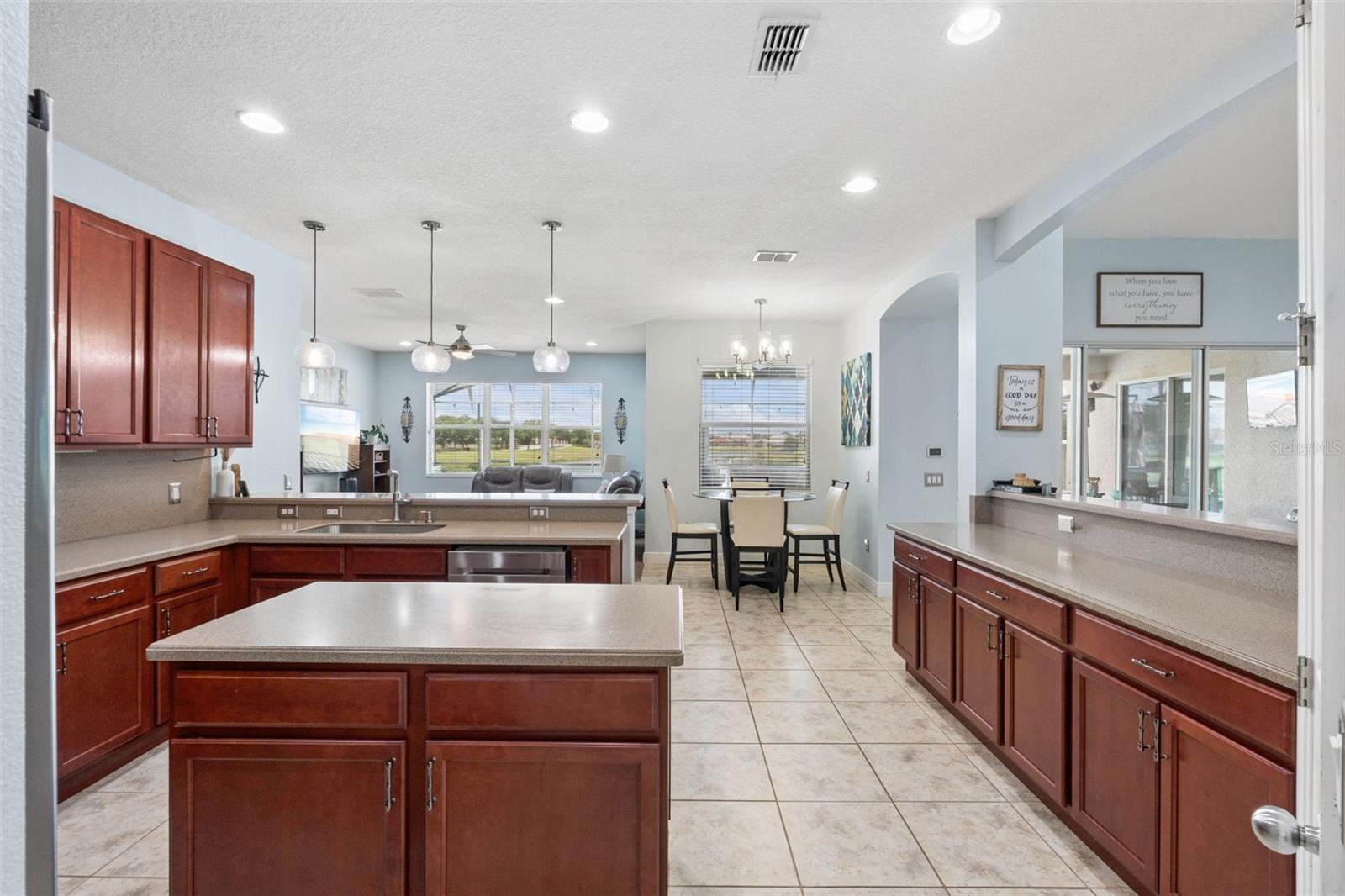 3704 EAGLE ISLE CIR, KISSIMMEE, FL, 34746