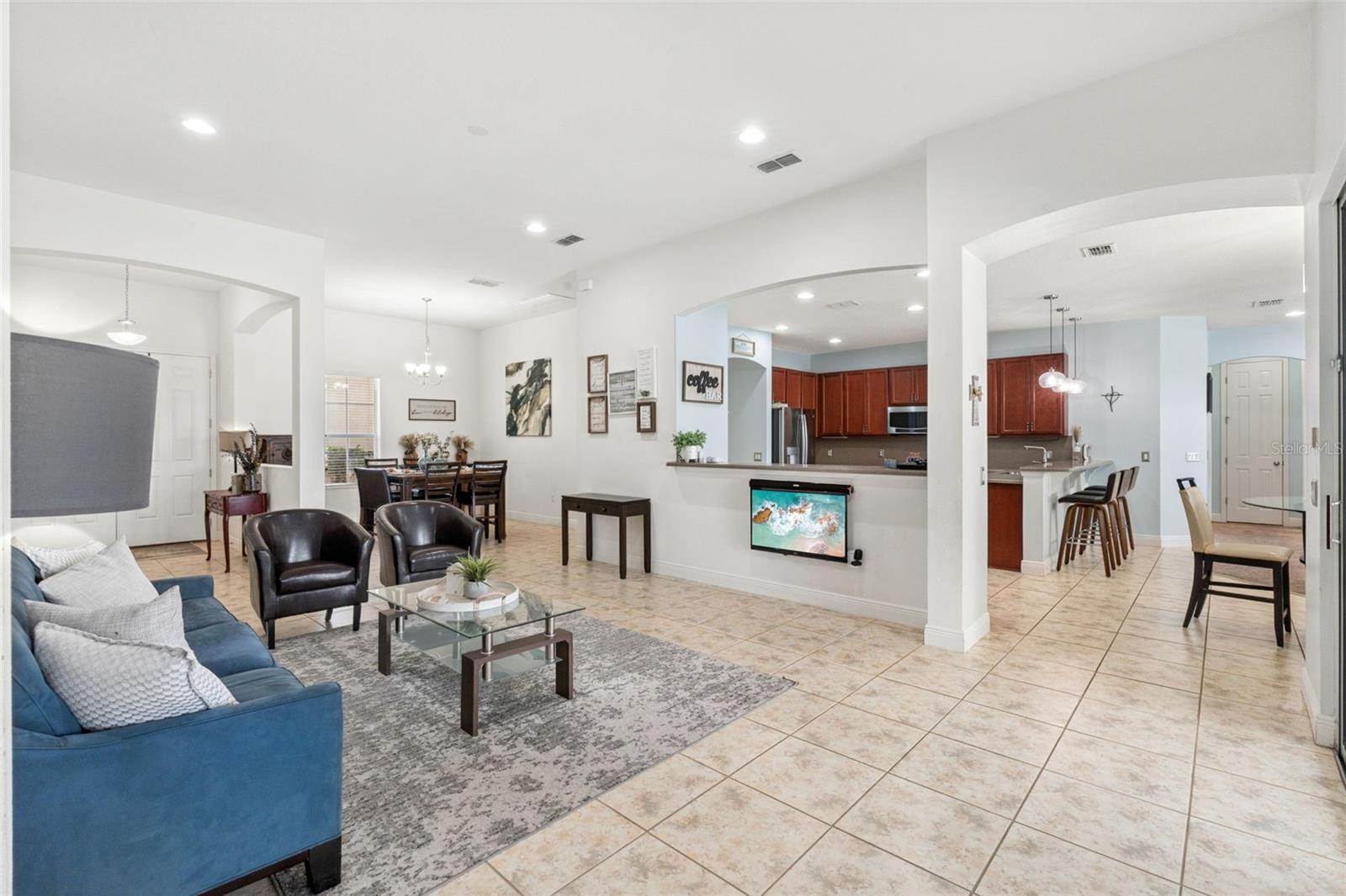 3704 EAGLE ISLE CIR, KISSIMMEE, FL, 34746