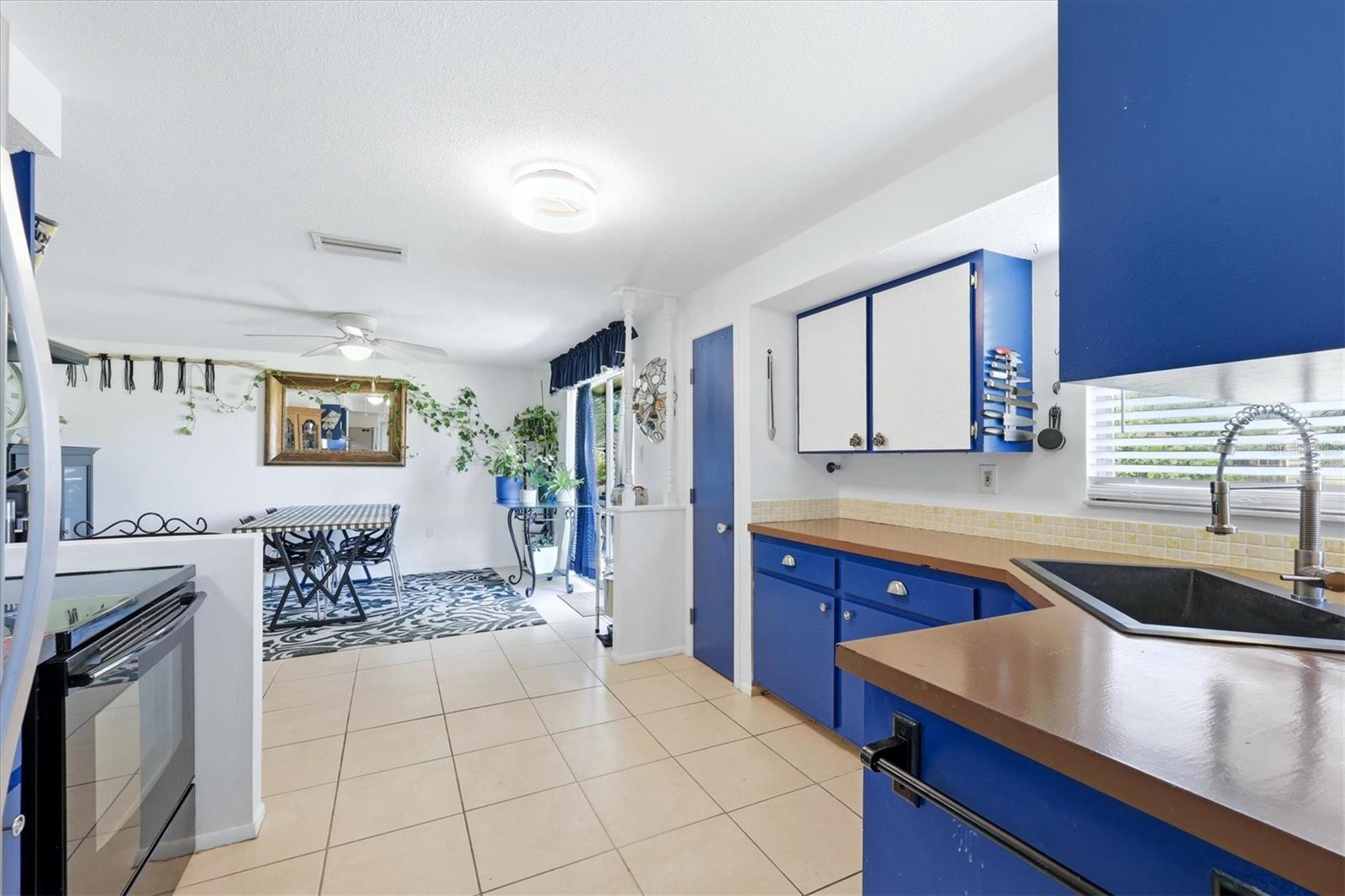 18461 BURKHOLDER CIR, PORT CHARLOTTE, FL, 33948