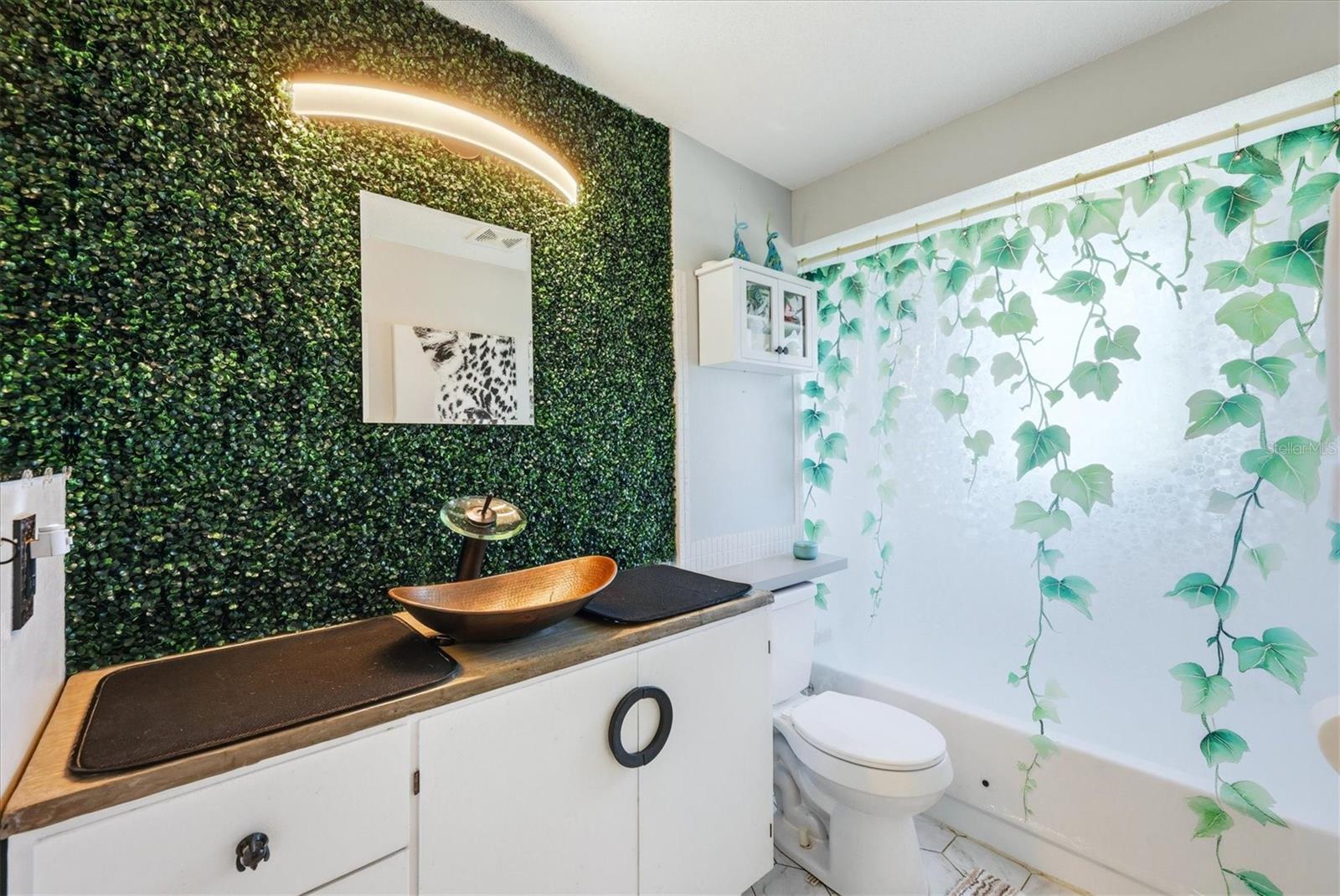 18461 BURKHOLDER CIR, PORT CHARLOTTE, FL, 33948