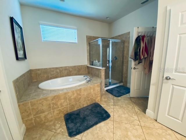 3124 MAJESTIC VIEW DR, LUTZ, FL, 33558