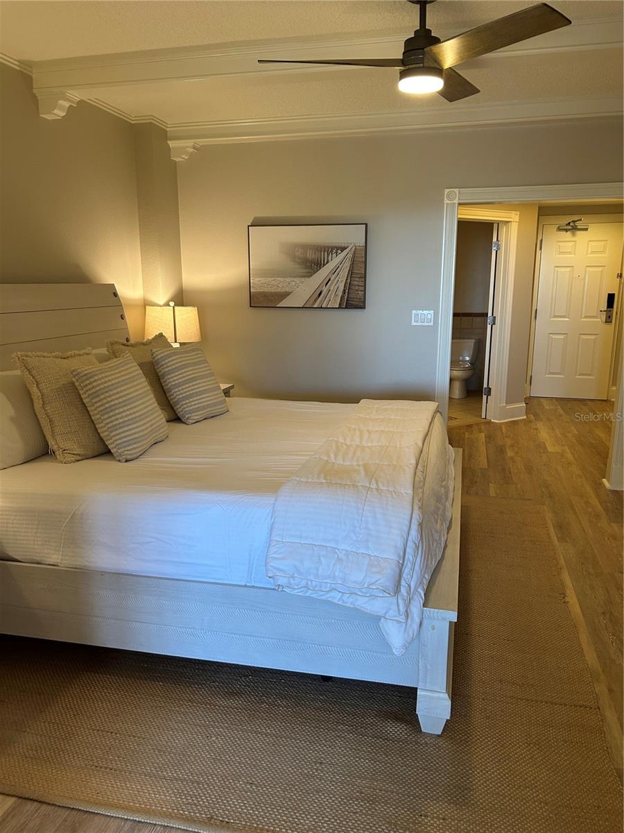 200 OCEAN CREST DR #233, PALM COAST, FL, 32137