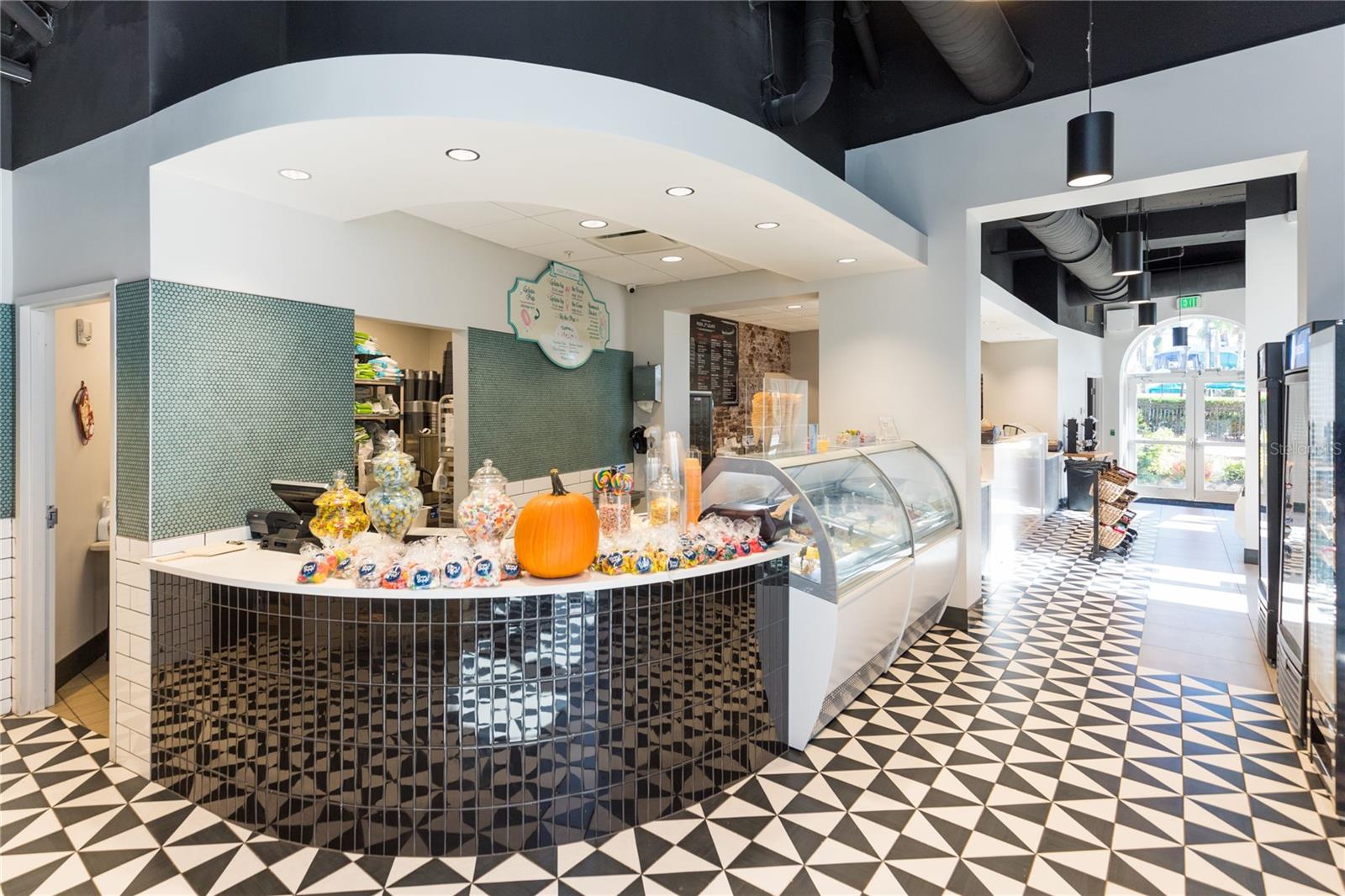 200 OCEAN CREST DR #233, PALM COAST, FL, 32137