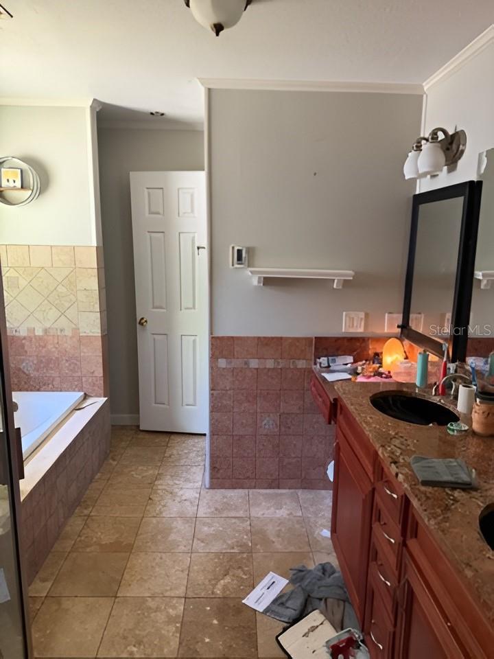 101 WALKER DR, INTERLACHEN, FL, 32148