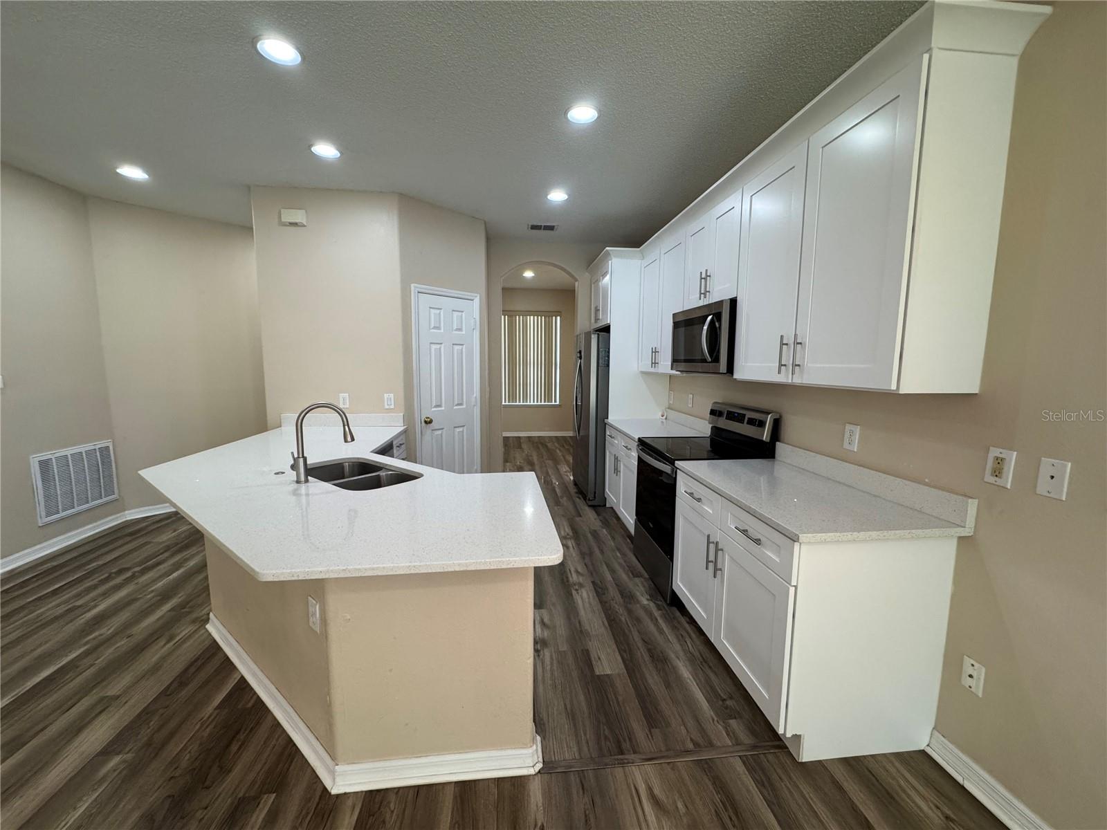 14908 HUNTCLIFF PARK WAY, ORLANDO, FL, 32824