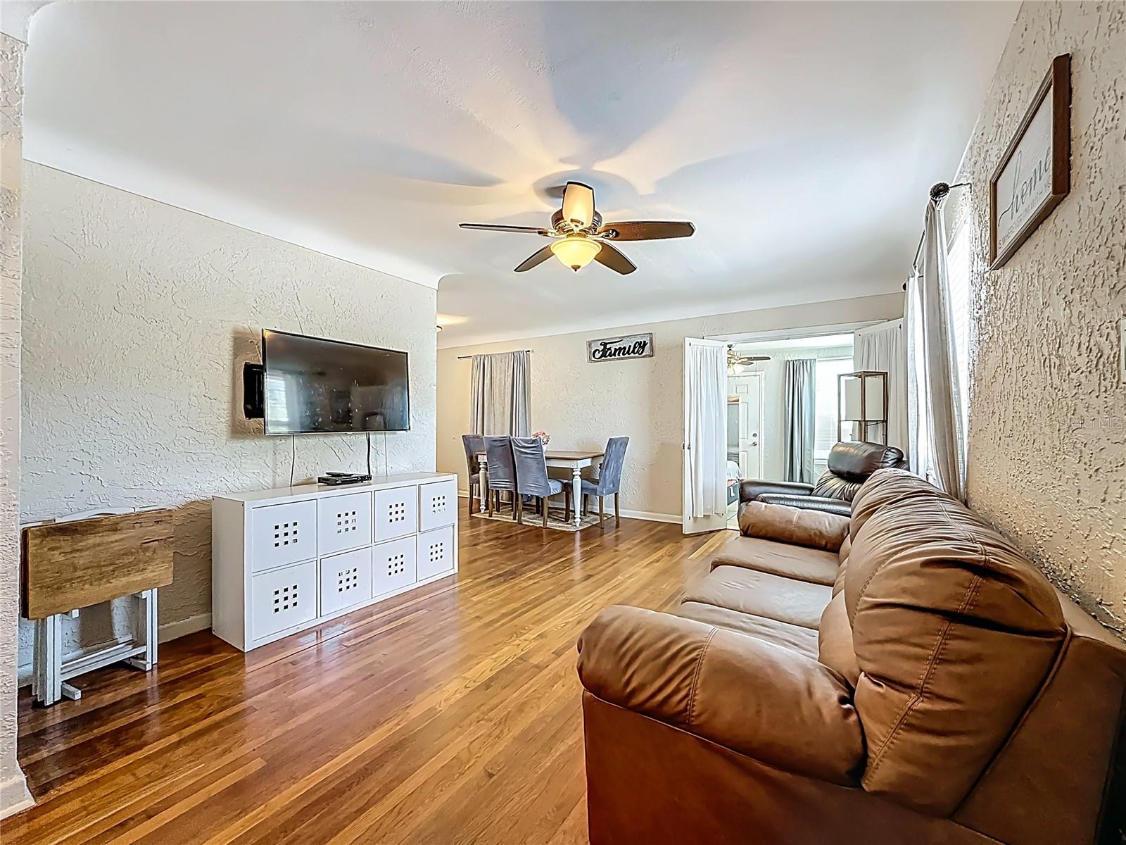 550 40TH ST S, ST PETERSBURG, FL, 33711