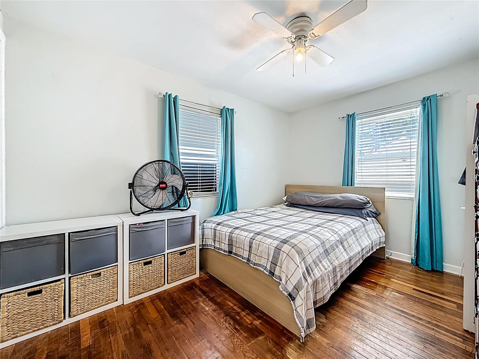 550 40TH ST S, ST PETERSBURG, FL, 33711