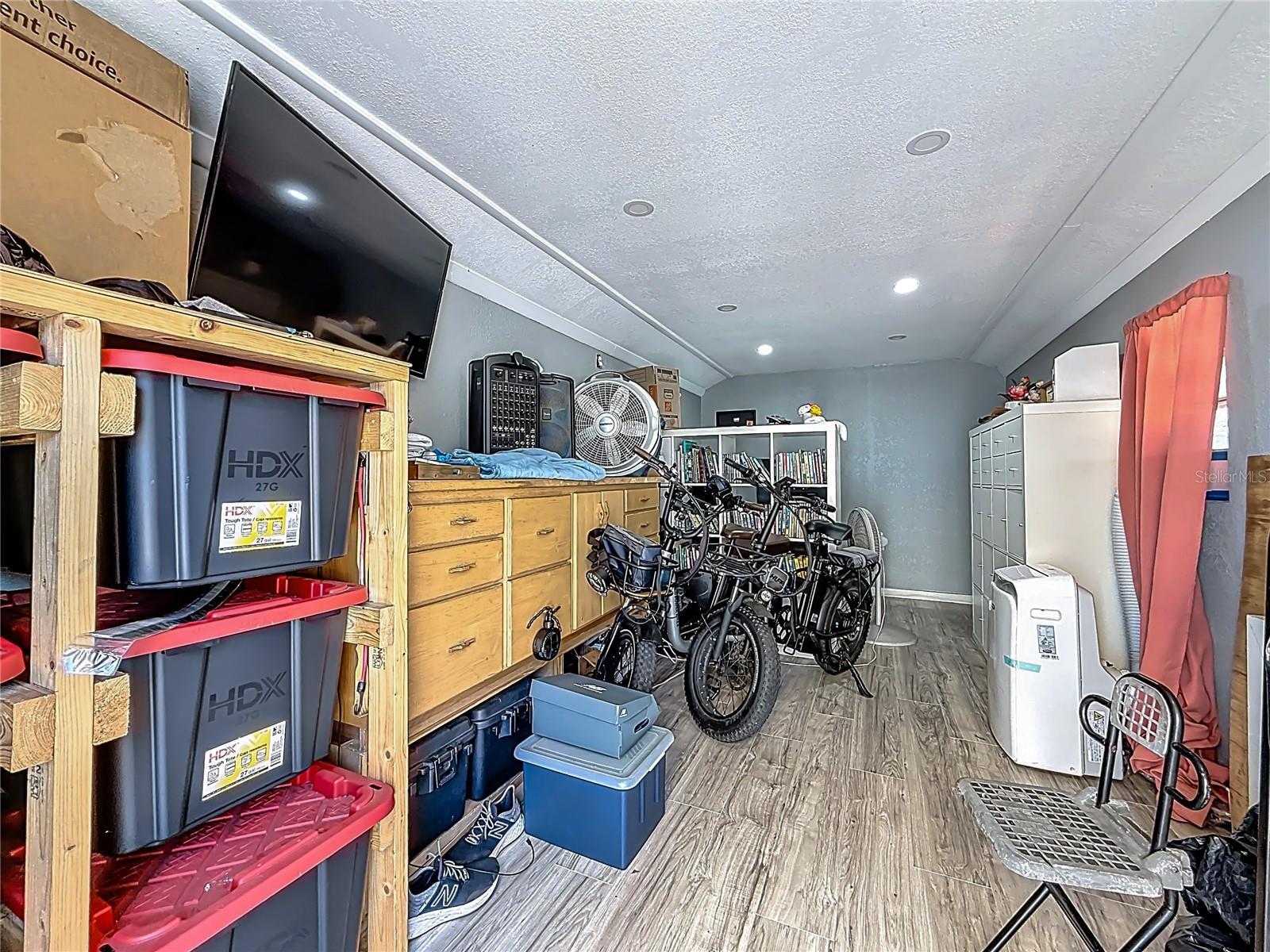 550 40TH ST S, ST PETERSBURG, FL, 33711